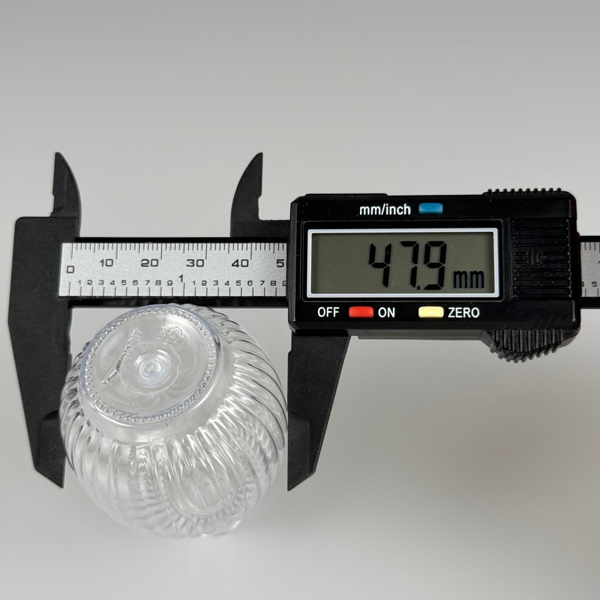 50 CC TOP ÇİZGİLİ DESENLİ PET ŞİŞE - KÖPÜK CONTALI GÜMÜŞ ALÜMİNYUM METAL KAPAKLI TAKIM - 50 ML ŞEFFAF PET ŞİŞE