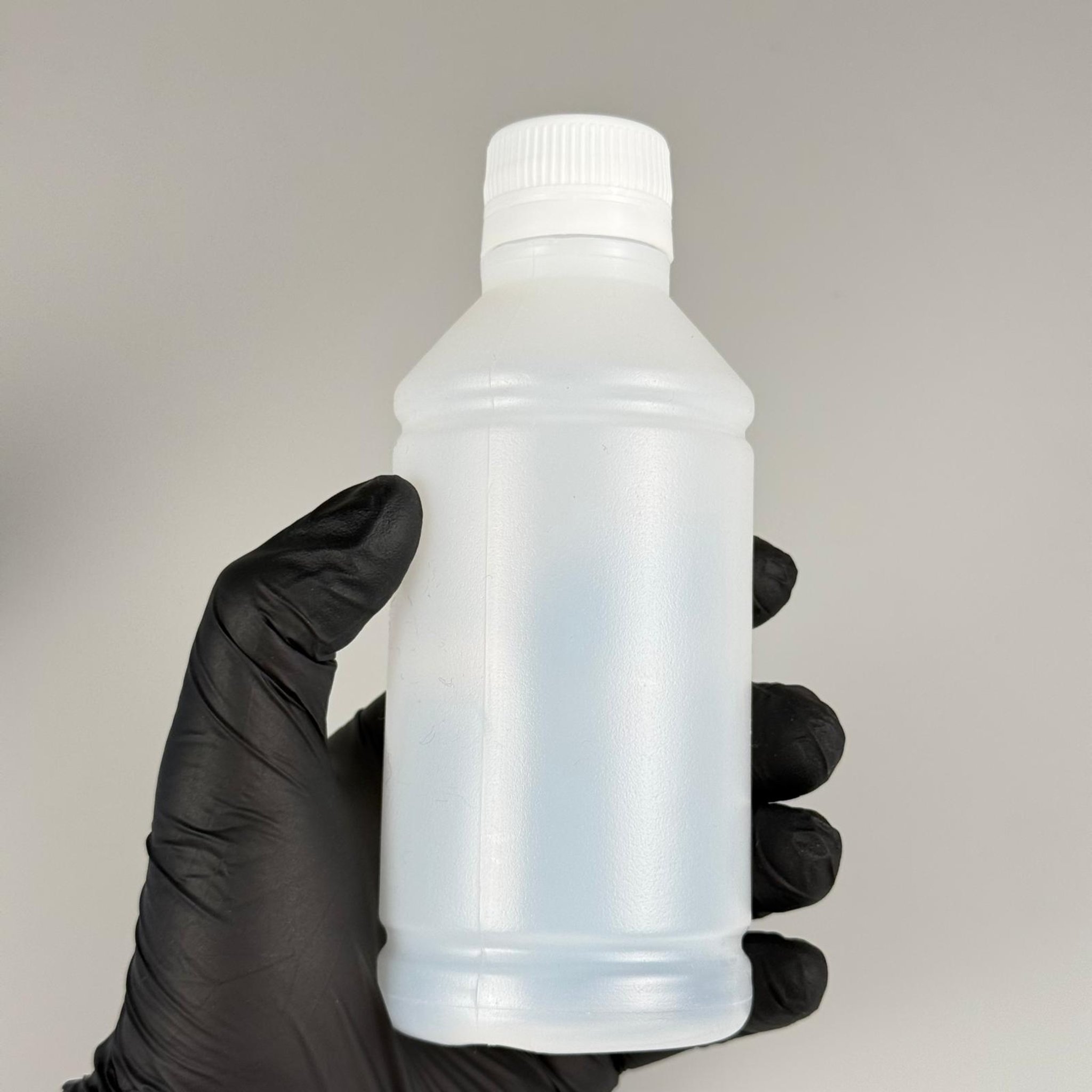 250 CC TİNER ŞİŞESİ - KİLİTLİ CONTALI  BEYAZ KAPAKLI + AKITICILI SİVRİ SARI KARTUŞ KAPAKLI - 250 ML KİMYASALA DAYANIKLI PLASTİK ŞİŞE - 0,25 LT POLİETİLEN ŞİŞE TOMBUL