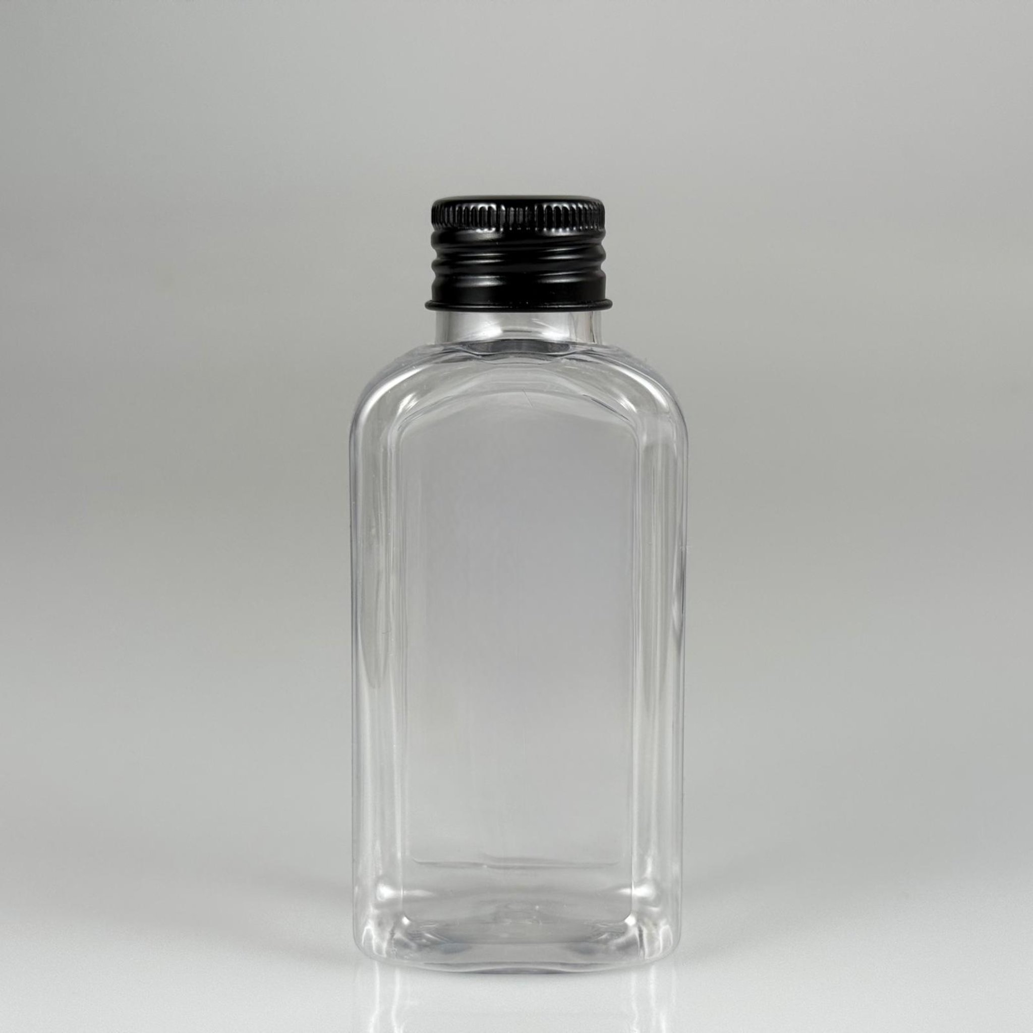 100 CC YASSI KÖŞELİ MODEL ŞEFFAF PET ŞİŞE (24 AĞIZ) + KÖPÜK CONTALI SİYAH METAL ALÜMİNYUM KAPAK TAKIM - 100 ML KAPAKLI PLASTİK ŞİŞELER