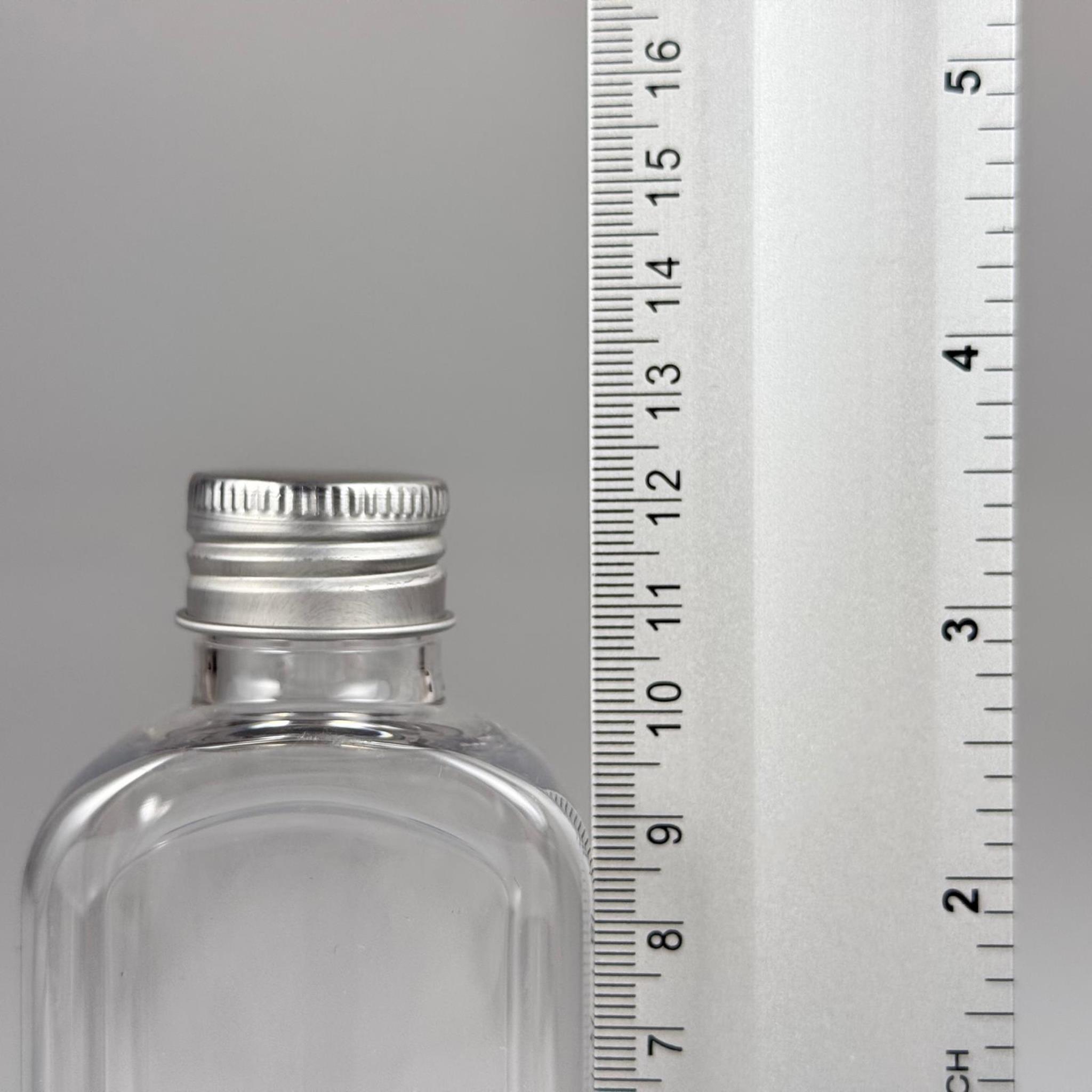 140 CC YASSI KÖŞELİ MODEL ŞEFFAF PET ŞİŞE (24 AĞIZ) + KÖPÜK CONTALI GÜMÜŞ METAL ALÜMİNYUM KAPAK + KOLONYA TIPALI TAKIM - 140 ML KAPAKLI PLASTİK ŞİŞELER