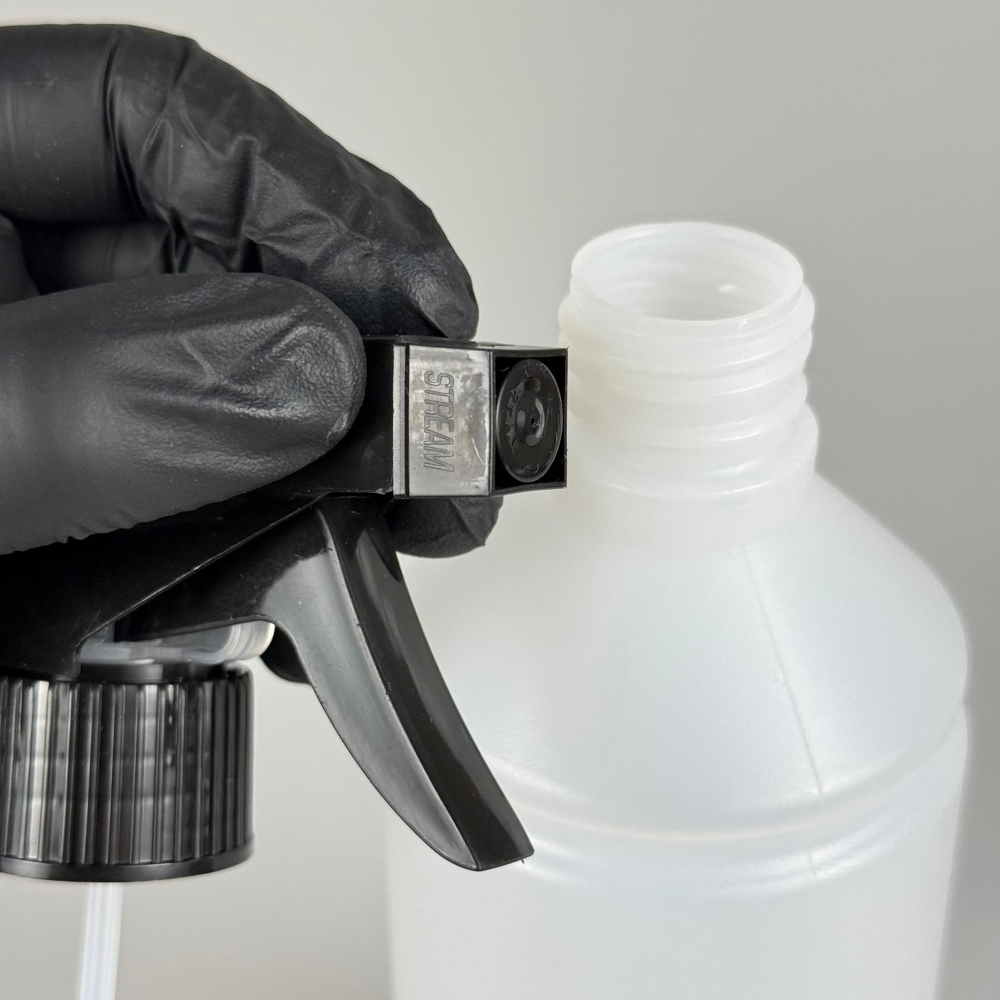 500 CC TİNER ŞİŞESİ - SİYAH TRİGER TETİK SPREYLİ - 500 ML KİMYASALA DAYANIKLI PLASTİK ŞİŞE - 0,5 LT POLİETİLEN ŞİŞE