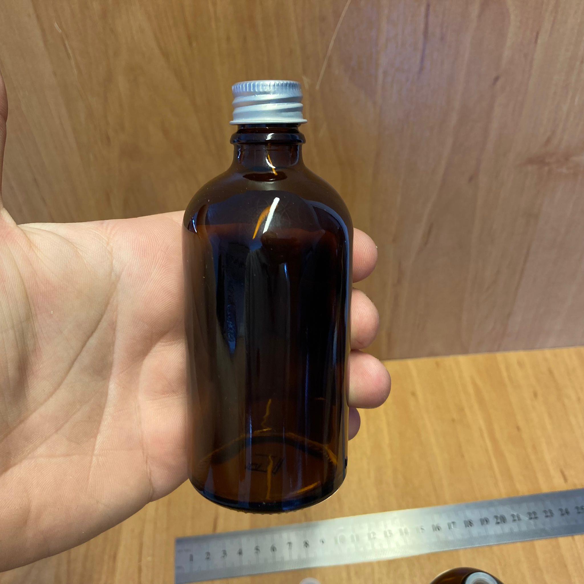 100 CC AMBER İÇTEN DAMLALIKLI - GÜMÜŞ METAL KAPAKLI CAM ŞİŞE - 100 ML KOLONYA TIPALI CAM ŞİŞE