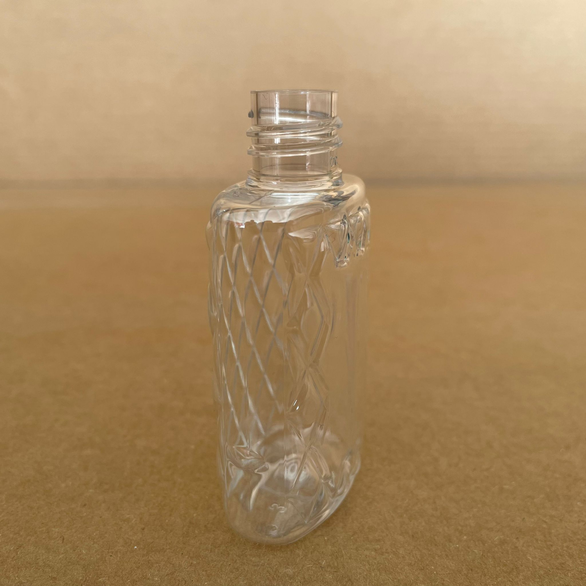 50 CC ŞEFFAF PET KÖŞELİ PARFÜM ŞİŞESİ - 18 AĞIZ - 50 ML PLASTİK PARFÜM - KOLONYA ŞİŞESİ