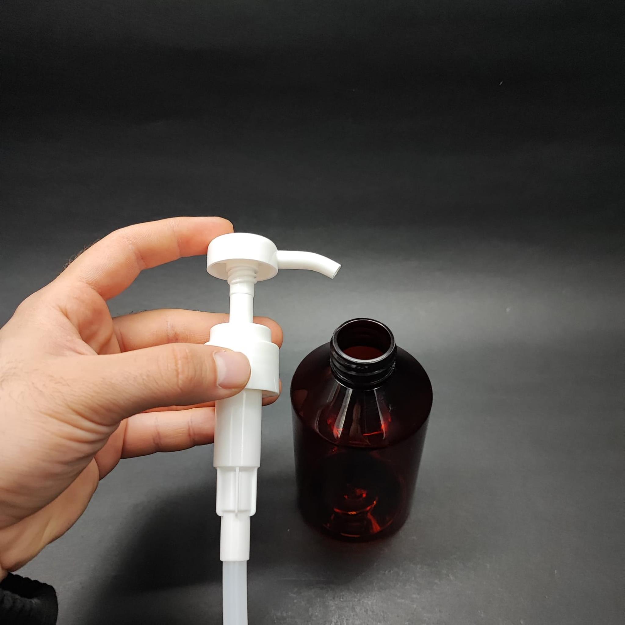 250 CC AMBER PET ŞİŞE + BEYAZ DOZAJ POMPALI (HER BASMADA 4 CC SIVI ATAR)  - 250 ML POMPALI ŞİŞE - ŞURUP, ŞAMPUAN, KREM GİBİ YOĞUN KIVAMLI SIVILARDA KULLANILIR