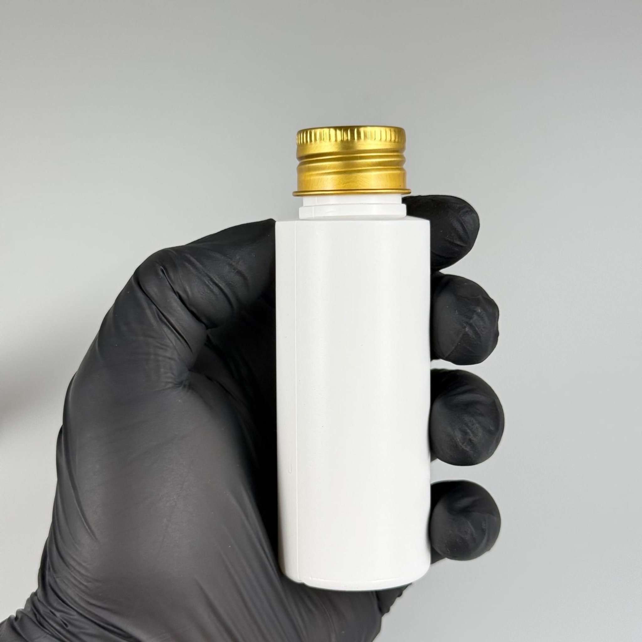 50 CC BEYAZ POLİETİLEN PLASTİK ASETON ŞİŞESİ ( 24 AĞIZ ) + KÖPÜK CONTALI GOLD METAL ALÜMİNYUM KAPAK + KOLONYA TIPALI TAKIM - 50 ML BEYAZ PLASTİK ASETON ŞİŞELERİ