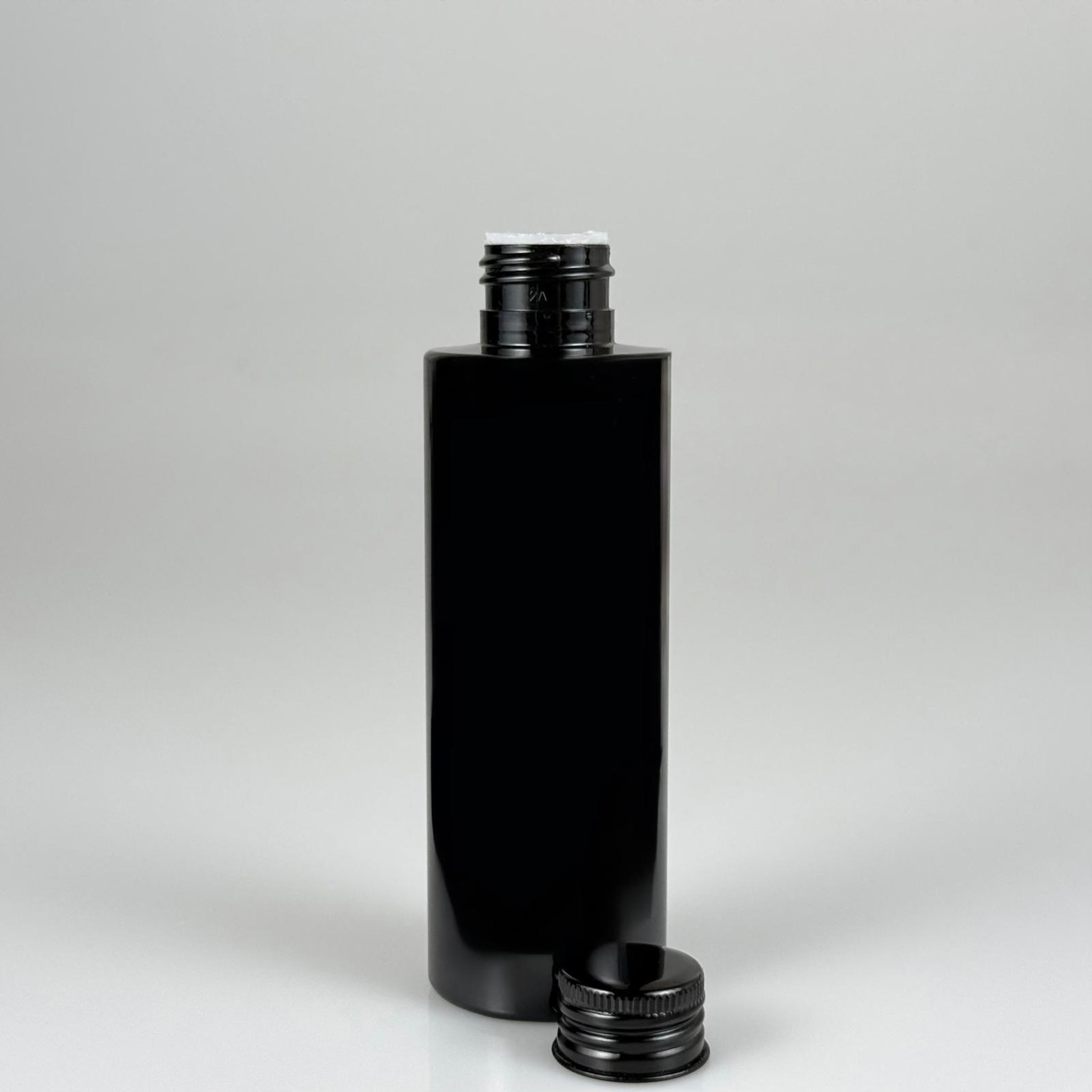 150 CC SİYAH SİLİNDİR MODEL PARLAK SERT PET ŞİŞE (24 AĞIZ) + KÖPÜK CONTALI SİYAH METAL ALÜMİNYUM KAPAK + KOLONYA TIPALI TAKIM - 150 ML KAPAKLI SİYAH PET ŞİŞELER