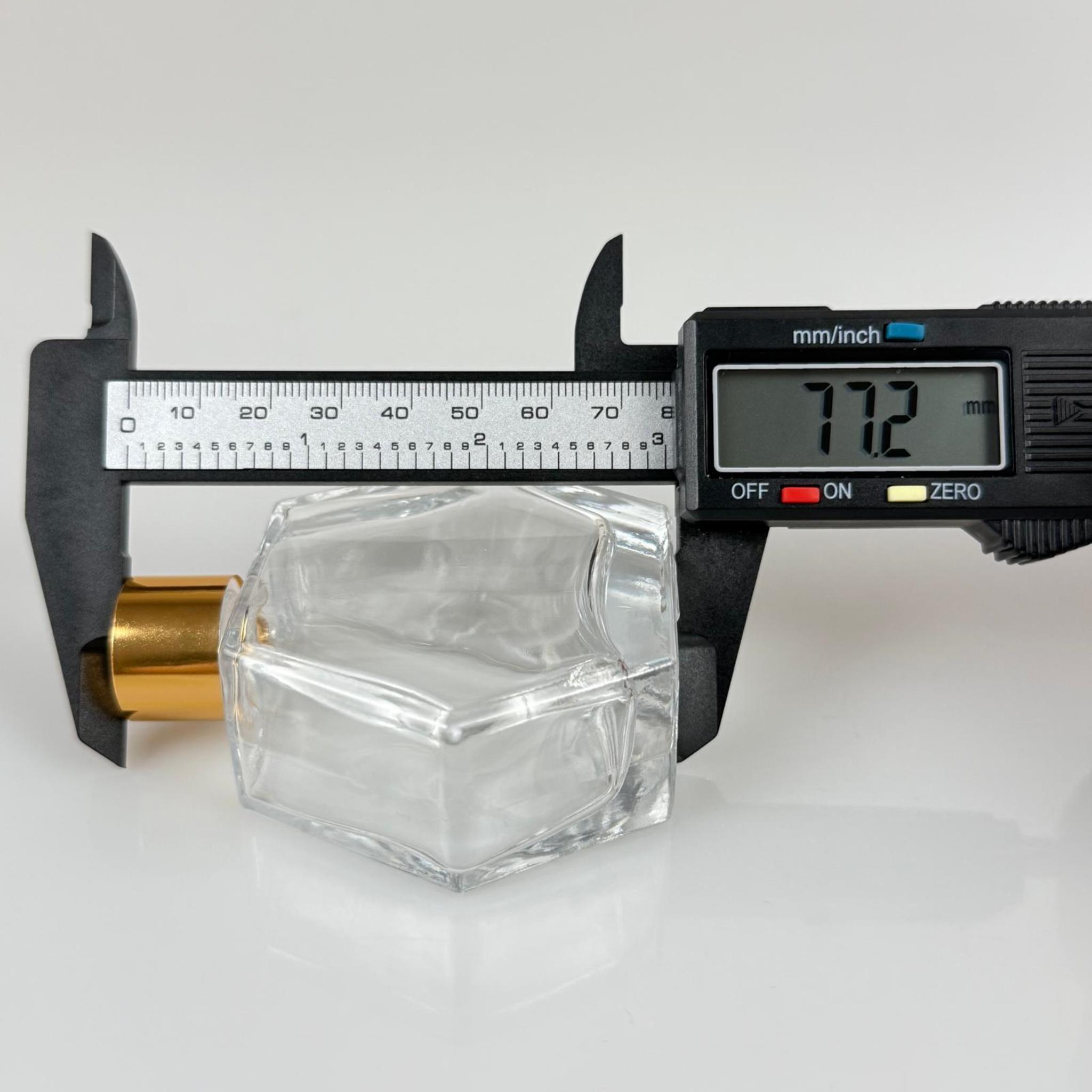 ALTIGEN MODEL CAM KOLONYA ŞİŞESİ + METAL GOLD KAPAK + TIPA - 50 ML - HEDİYELİK KOLONYA ŞİŞELERİ