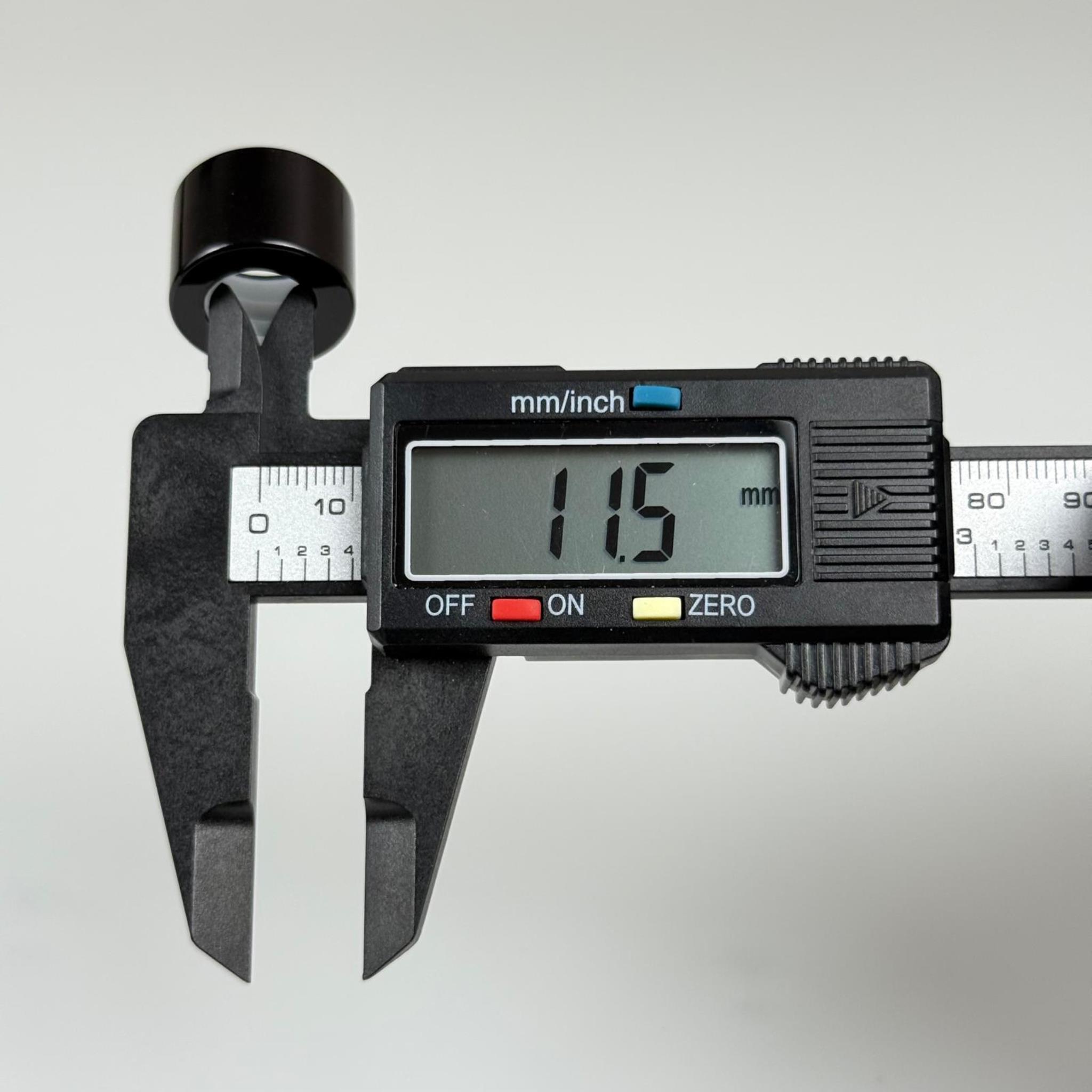 18 MM DELİKLİ SİYAH METALİK KAPLAMALI KAPAK (DAMLALIK İÇİN)