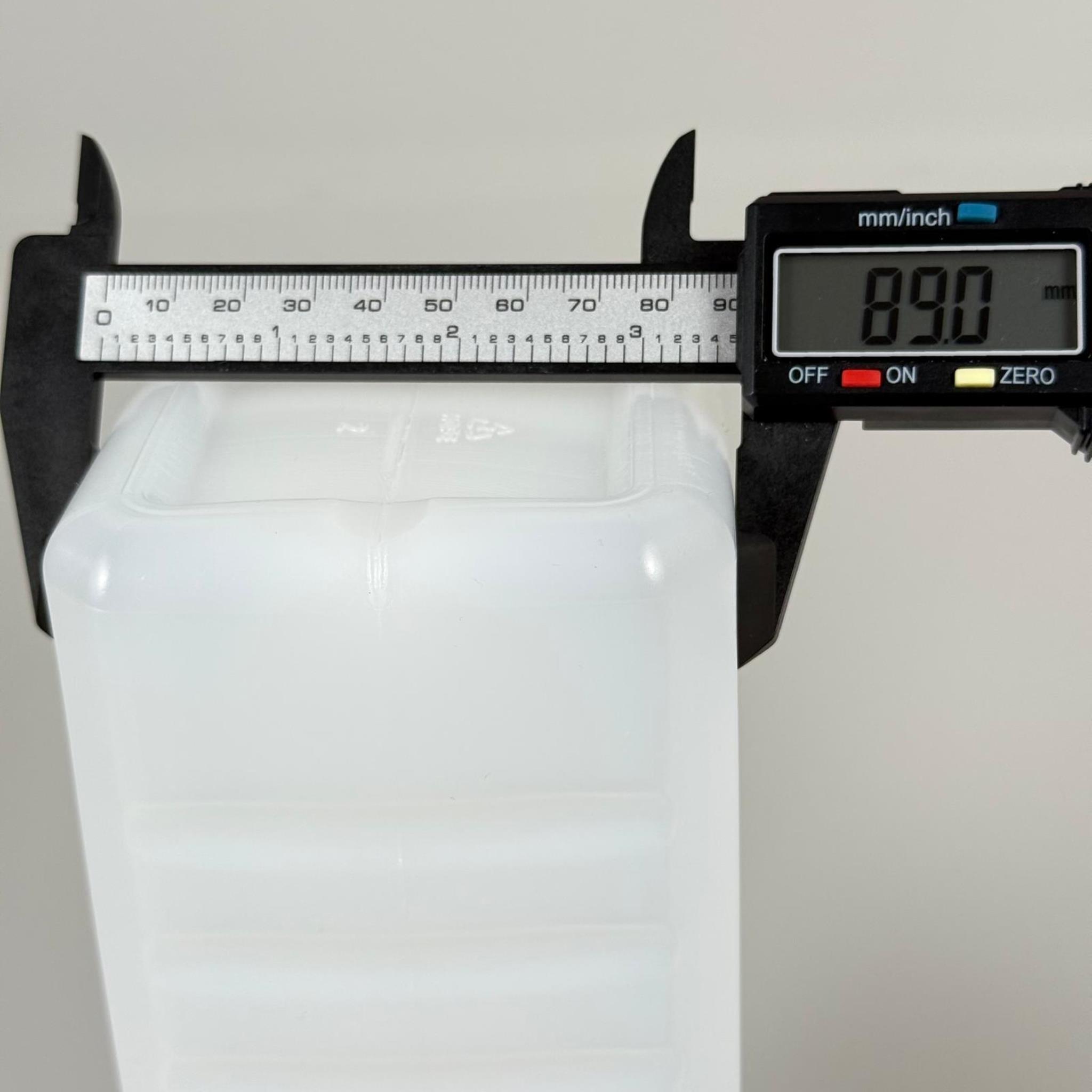 1000 CC DEZENFEKTAN BİDONU - BEYAZ POMPALI - 1 LİTRE BEYAZ BOŞ DEZENFEKTAN BİDONU