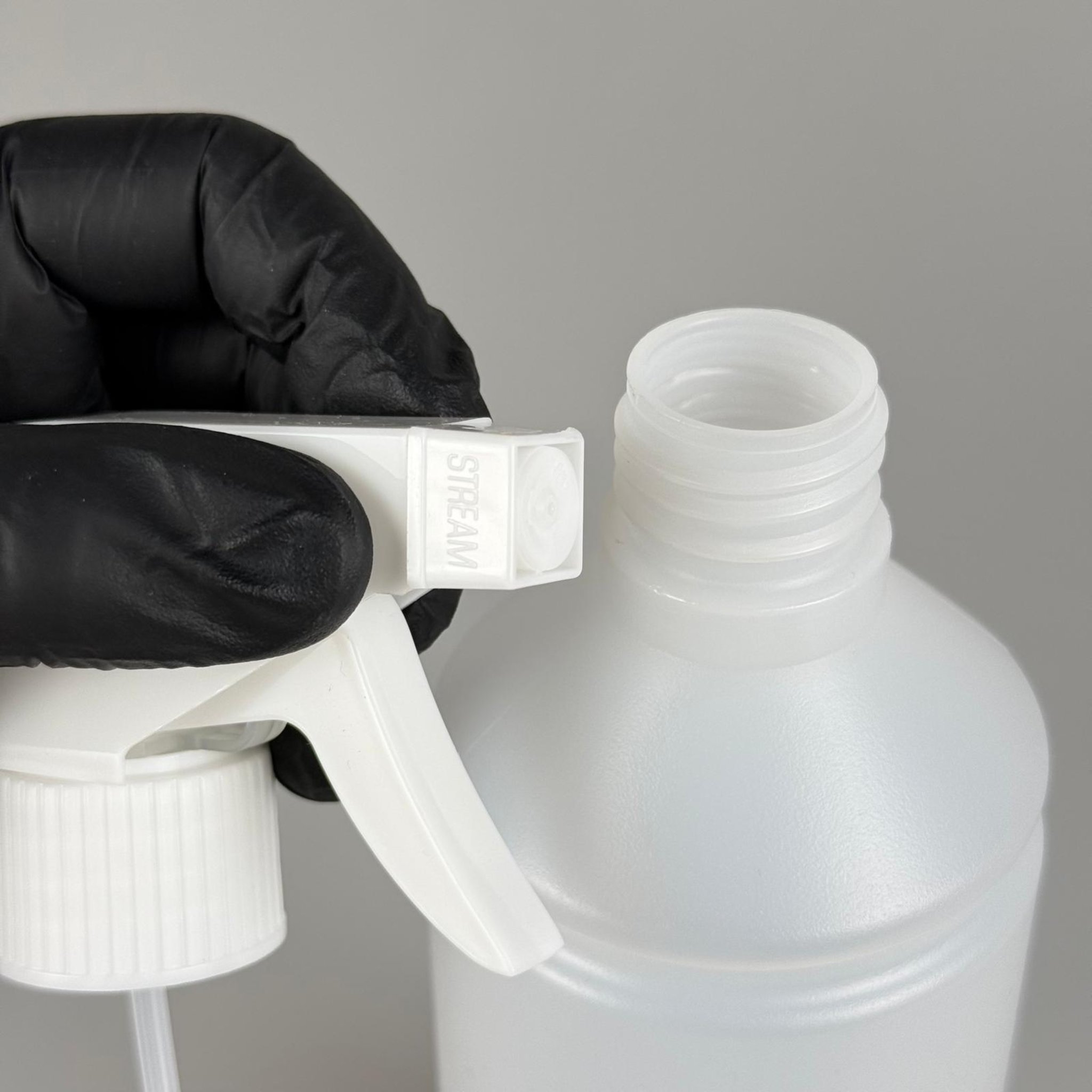 500 CC TİNER ŞİŞESİ - BEYAZ  TRİGER TETİK SPREYLİ - 500 ML KİMYASALA DAYANIKLI PLASTİK ŞİŞE - 0,5 LT POLİETİLEN ŞİŞE