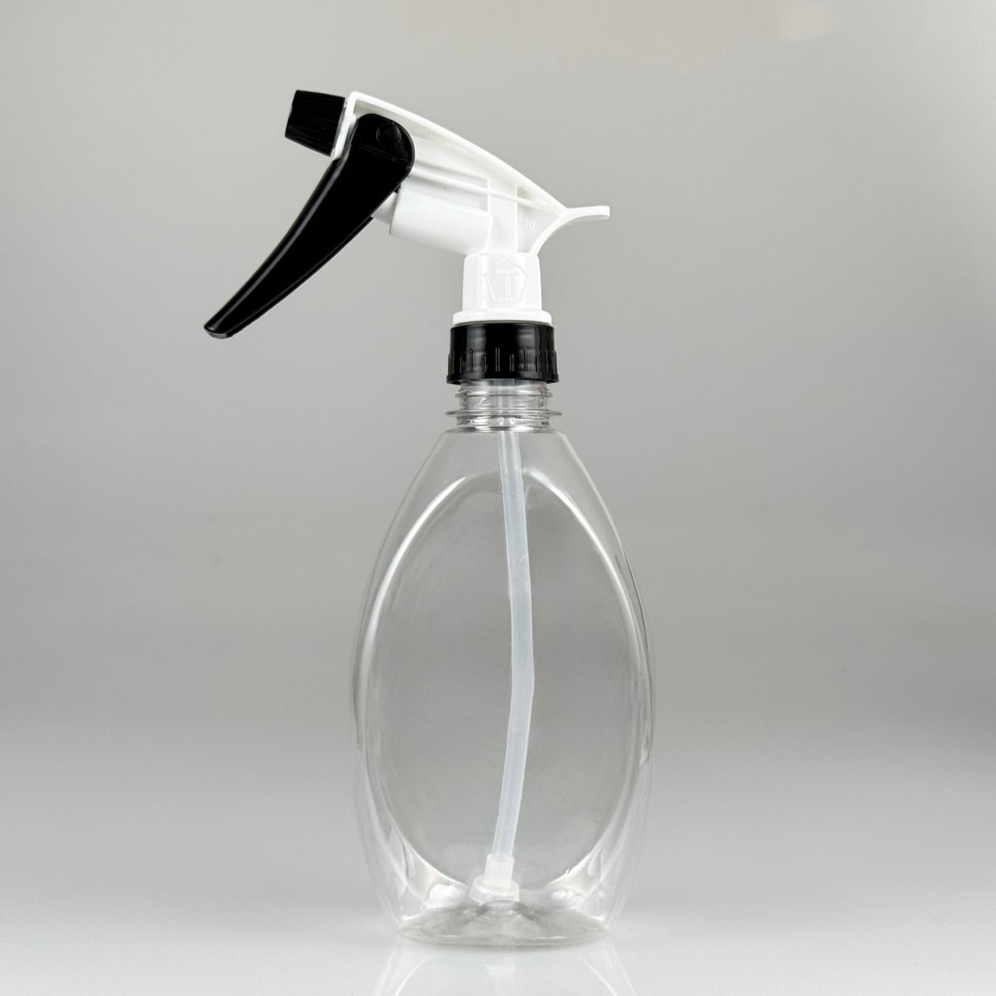 400 CC YASSI PET OTO BAKIM ŞİŞESİ - BÜYÜK SİYAH BEYAZ DOZAJLI KİMYASALA DAYANIKLI TRİGER TETİK SPREYLİ - 400 ML KİMYASALA DAYANIKLI PLASTİK ŞİŞE - 0,4 LT PET ŞİŞE - ŞEFFAF OTO TEMİZLİK ŞİŞESİ