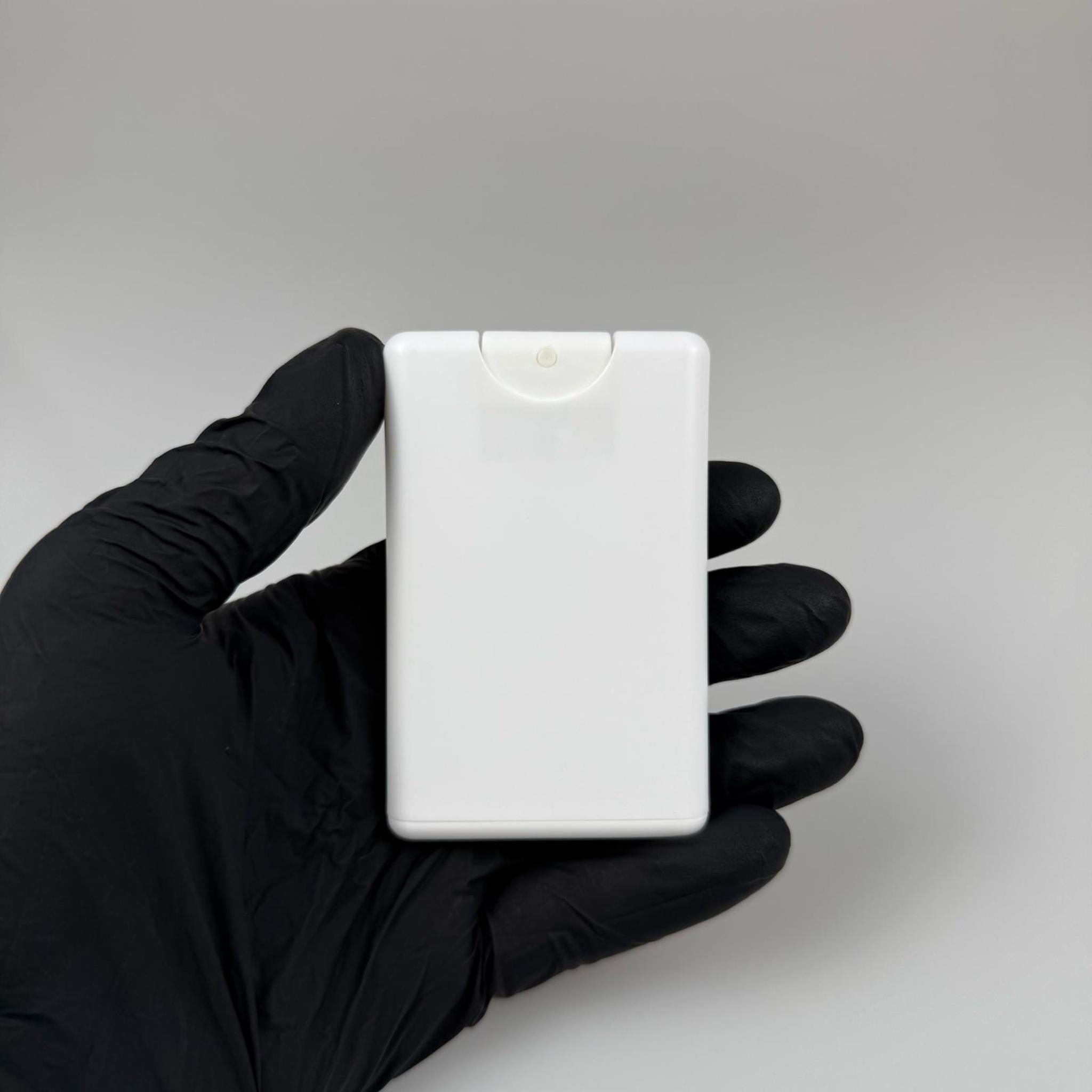 20 CC KASET DİKDÖRTGEN ŞİŞE + SPREY  - KARTVİZİT ŞİŞE , PARFÜM , KOLONYA , PROMOSYON İÇİN CEPTE TAŞINABİLİR FISFIS PLASTİK ŞİŞE