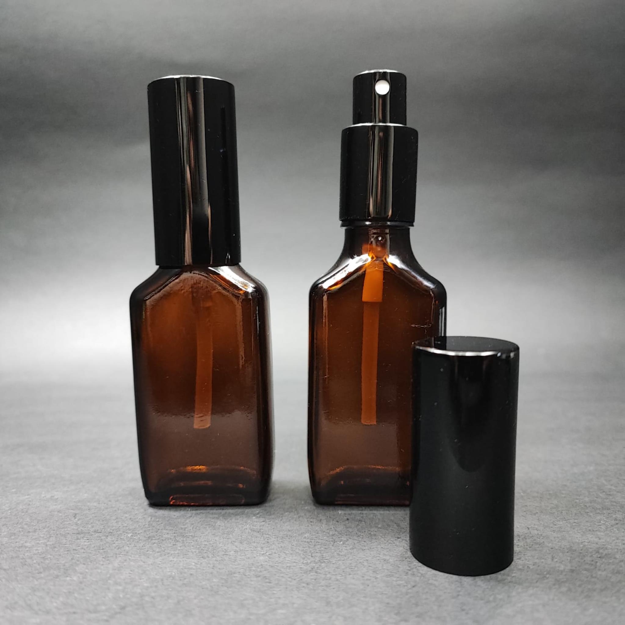 30 ML LÜKS VİDALI VALF ÇEVİRME PARFÜM ŞİŞELERİ - 30 CC AMBER YASSI CAM ŞİŞE - SİYAH SPREYLİ KAPAKLI SET