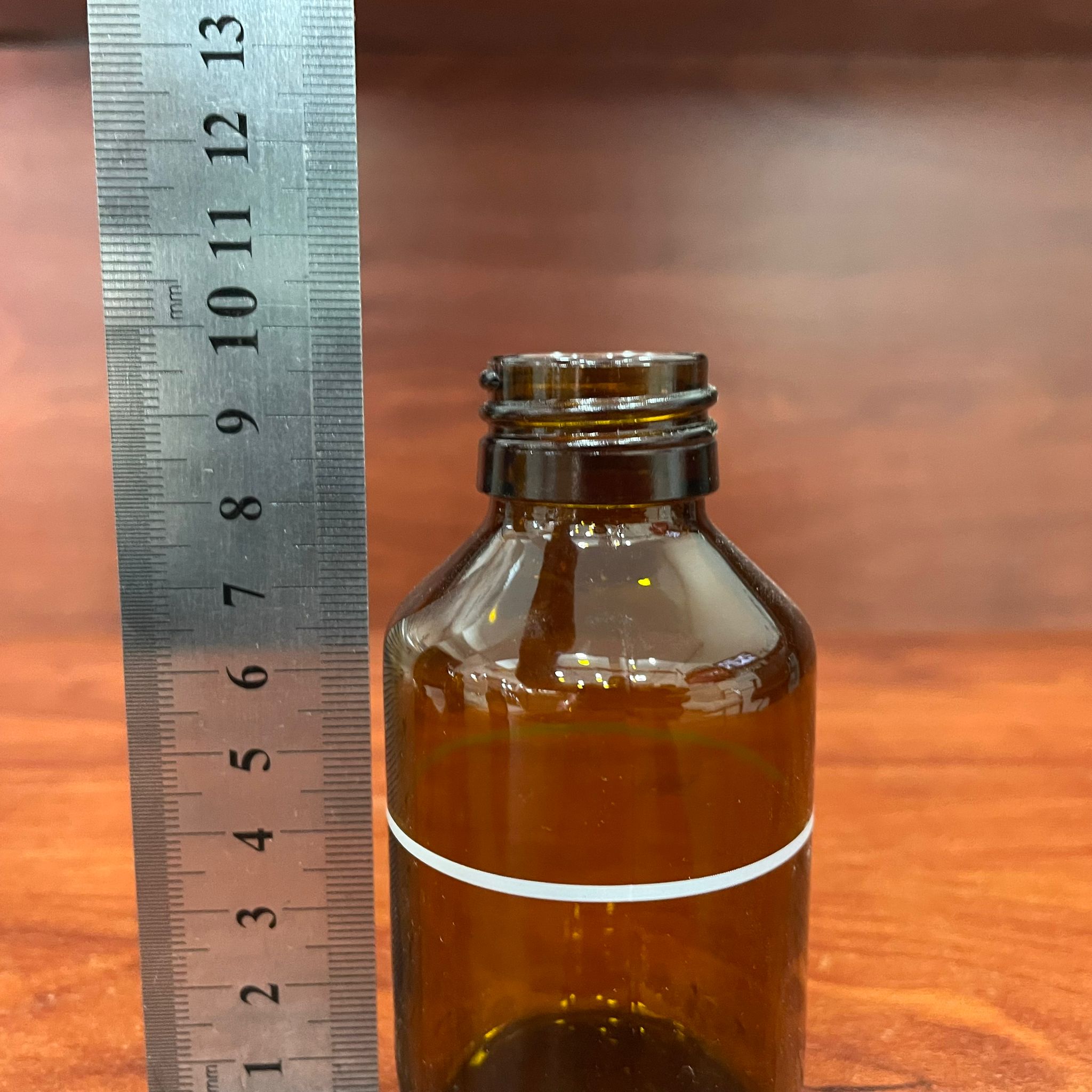 100 CC AMBER CAM ŞİŞE TOMBUL ÇİZGİLİ -KAPAKSIZ (28 AĞIZ) - 100 ML CAM ŞİŞE - KAHVERENGİ ECZA ŞİŞESİ