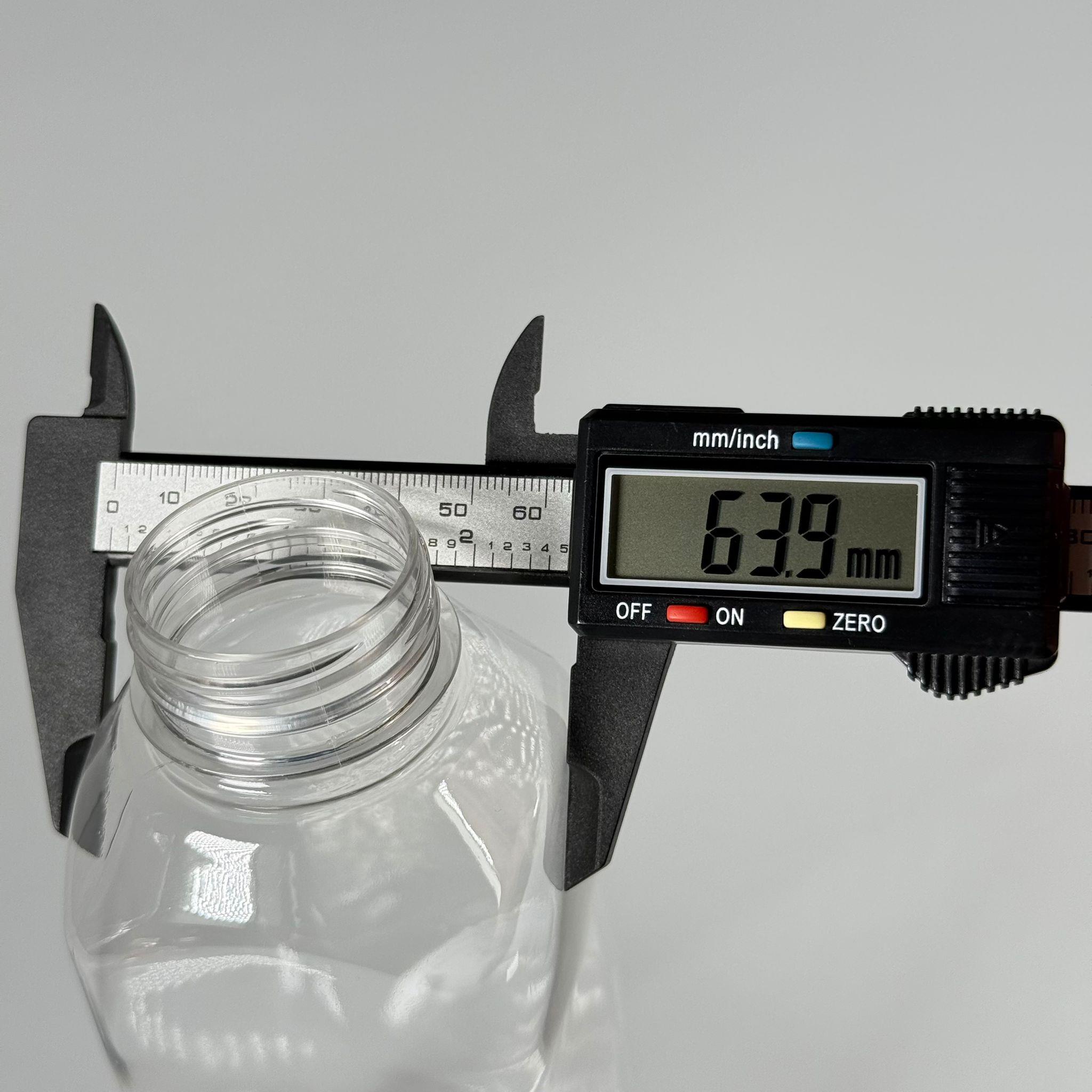 500 CC KÖŞELİ KARE PET ŞİŞE (28 GR) - 38 MM GENİŞ AĞIZLI KAPAKSIZ - 500 ML DETOX, MEYVE SUYU, SMOOTHIE, AYRAN, SÜT, MEŞRUBAT VB İÇİN BOŞ PLASTİK ŞİŞELER