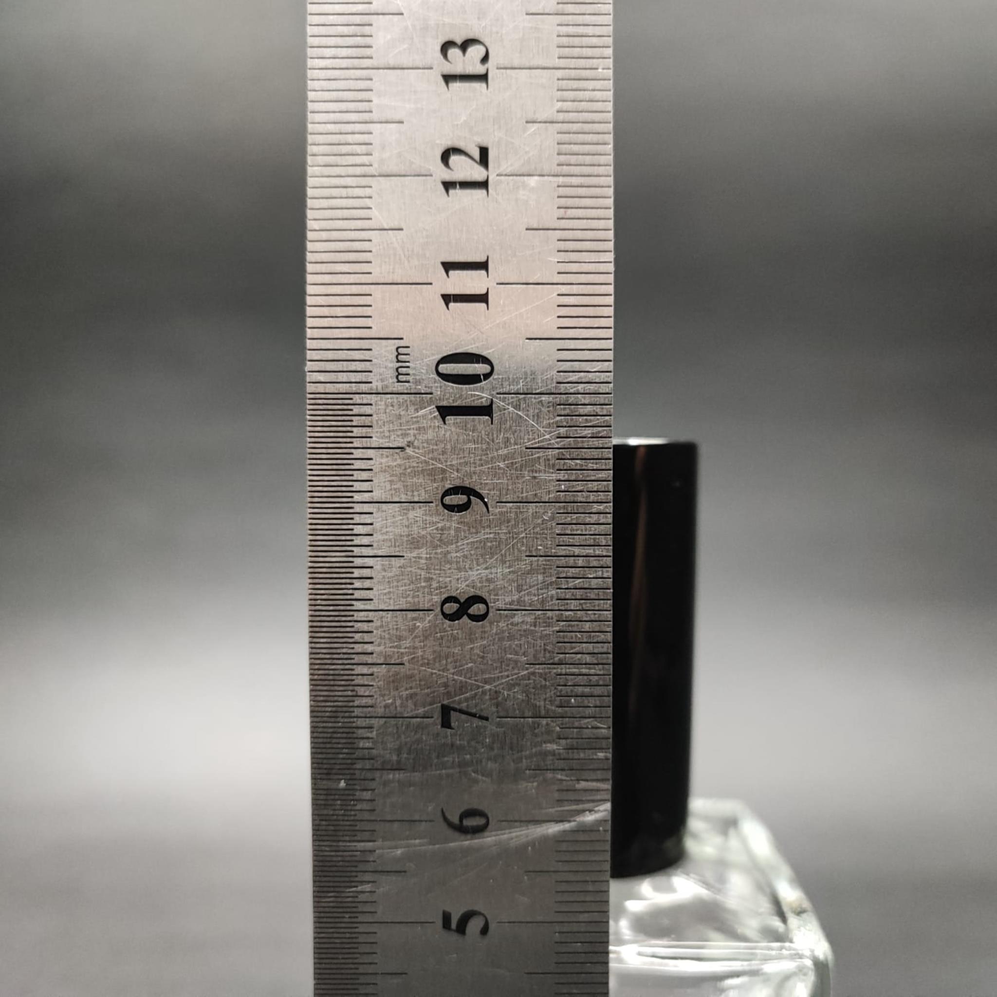 50 ML LÜKS VİDALI VALF ÇEVİRME PARFÜM ŞİŞELERİ - 50 CC KARE CAM ŞİŞE - SİYAH METAL SPREYLİ KAPAKLI SET
