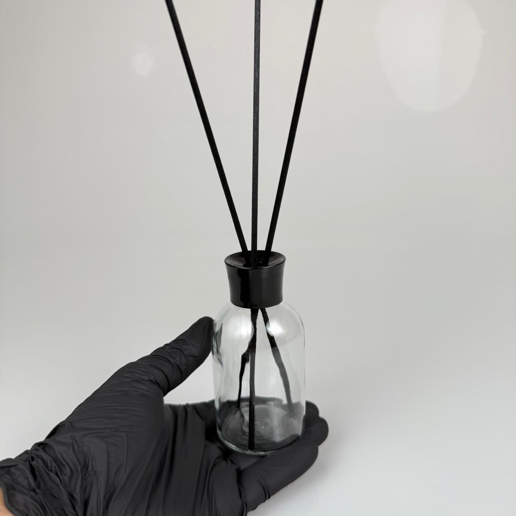 100 CC ŞEFFAF CAM BAMBU ODA KOKUSU ŞİŞESİ - 100 ML ÇUBUKLU BAMBU ODA KOKUSU ŞİŞESİ - DİFÜZÖR ŞİŞE- CAM ŞİŞE + SİYAH LÜX KAPAK + SİYAH TIPA + 3 ADET FİBER SİYAH BAMBU ÇUBUK