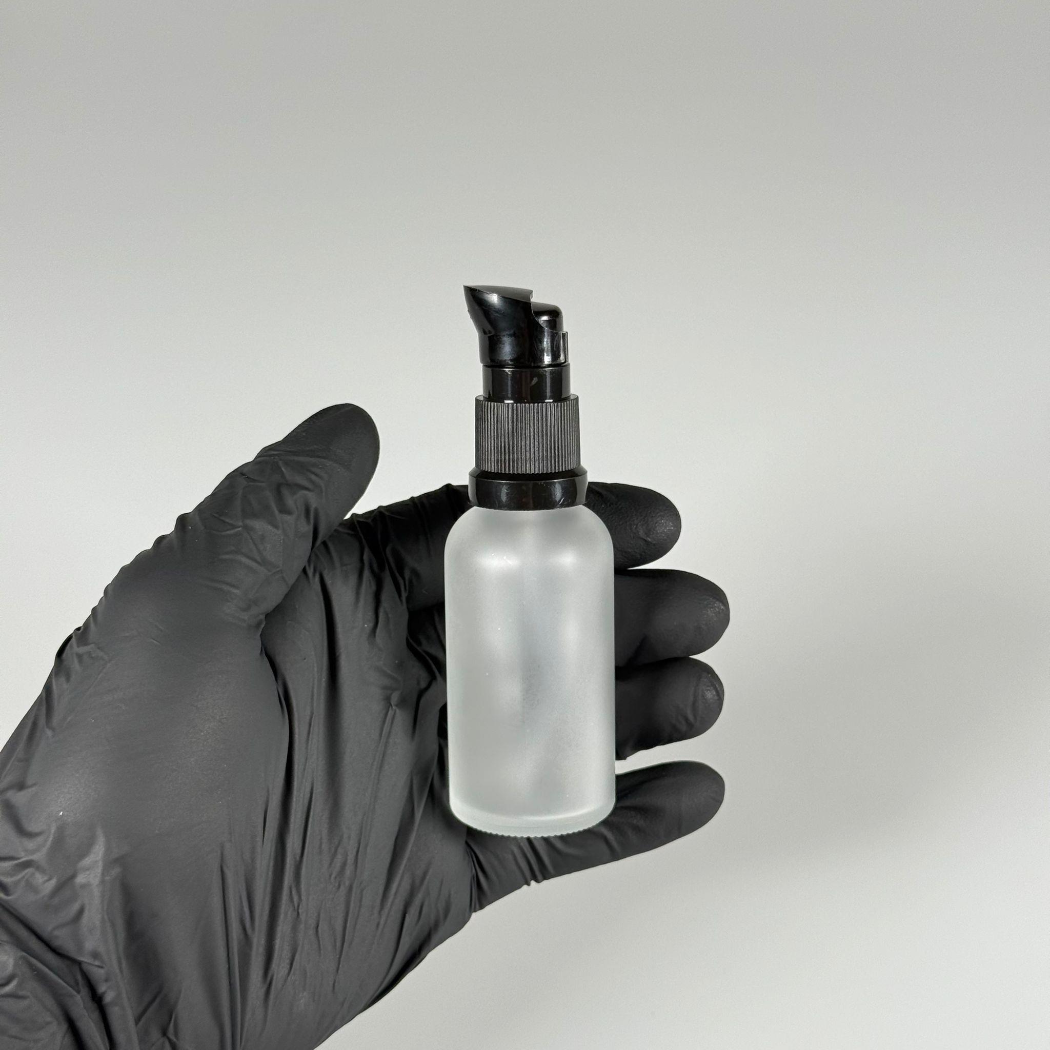 30 CC BUZLU CAM ŞİŞE - SIZDIRMAZ ETEKLİ SİYAH LOSYON POMPALI TAKIM - 30 ML LOSYON ŞİŞESİ - YAĞ, KREM GİBİ YOĞUN KIVAMLI SIVILAR İÇİN CAM AMBALAJ