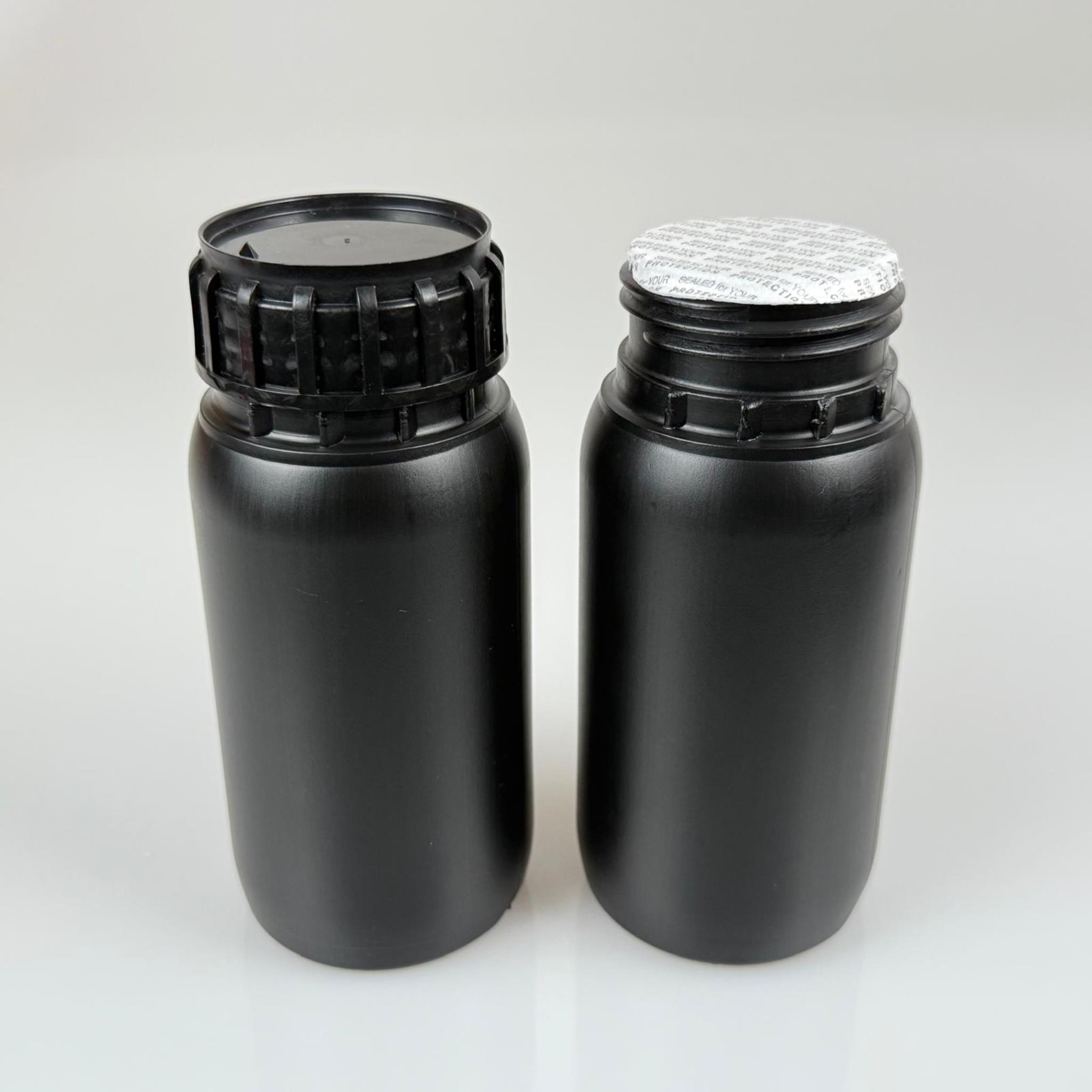 0,25 LT ZİRAİ İLAÇ BİDONU SİYAH + SİYAH ALÜMİNYUM FOLYOLU İNDİKSİYON CONTA SK50 KAPAK + KENDİNDEN YAPIŞKANLI KÖPÜK CONTALI - 250 CC PE POLİETİLEN TARIM BİDON