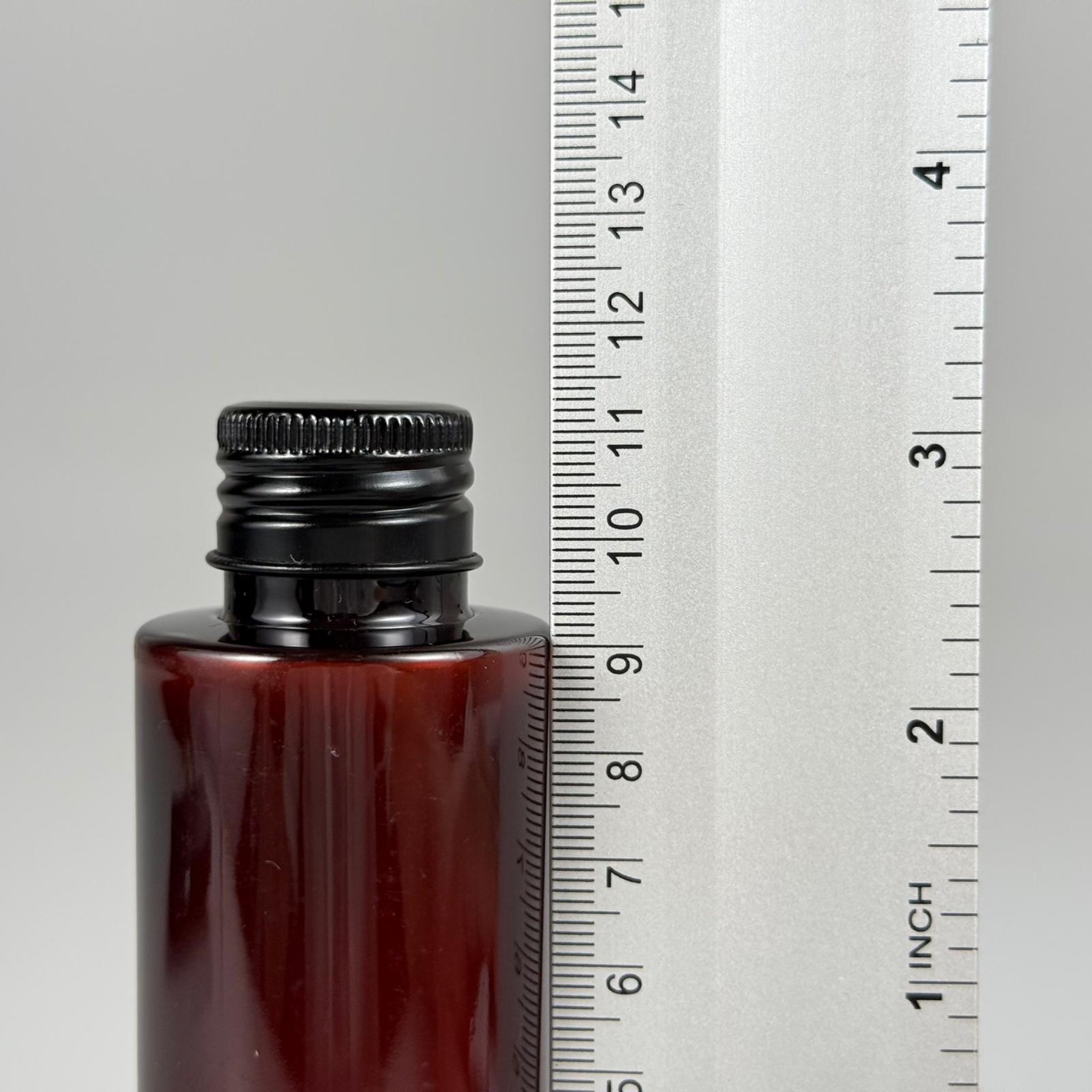 100 CC AMBER SİLİNDİR KESKİN KÜT MODEL SERT PET ŞİŞE (17 GR - 24 AĞIZ ) + KÖPÜK CONTALI SİYAH METAL ALÜMİNUM KAPAKLI + KOLONYA TIPALI TAKIM - 100 ML KAPAKLI AMBER PLASTİK ŞİŞELER