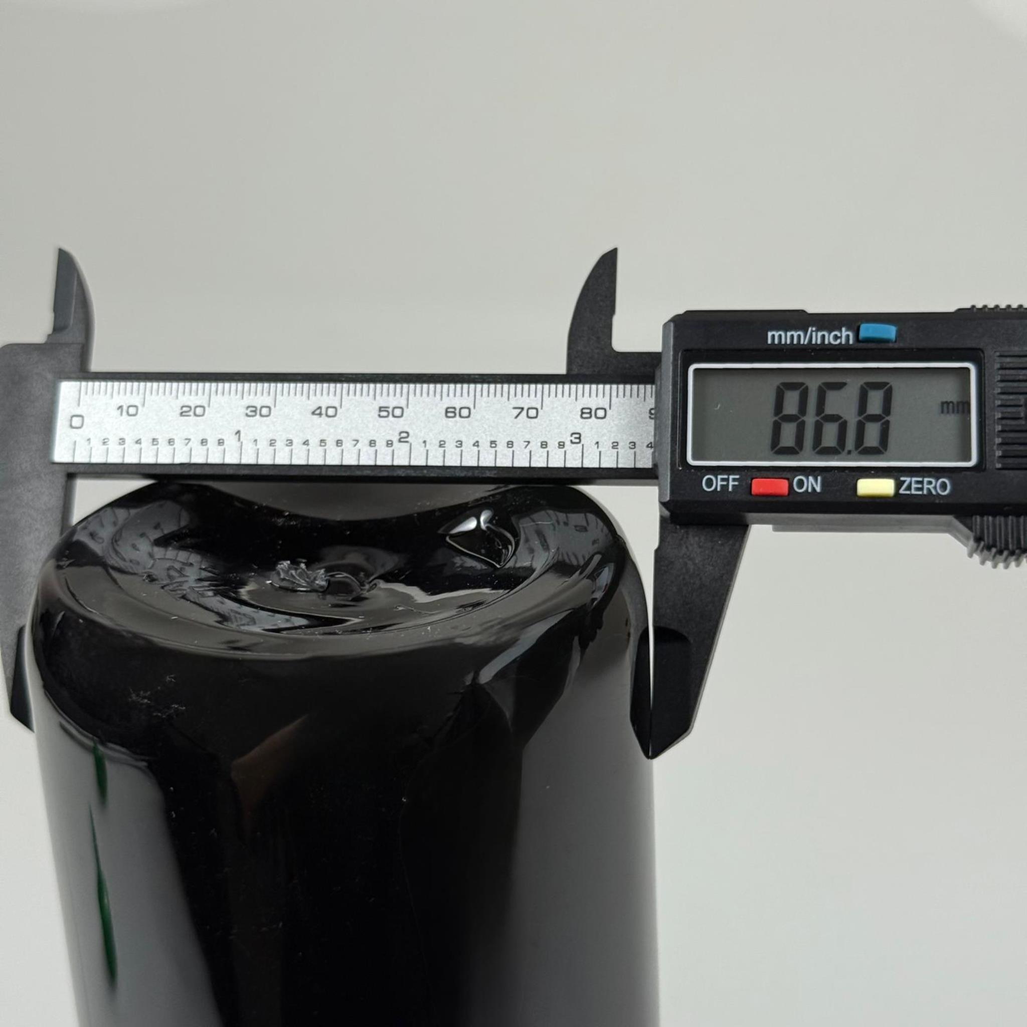 ZEYTİNYAĞI, SOS, ACI SOS, SİRKE, SRIRACHA VB BOŞ ŞİŞELERİ - YEŞİL SİVRİ TWİST AKITICI KAPAK + 1000 ML SİYAH PET PLASTİK ŞİŞE TAKIM