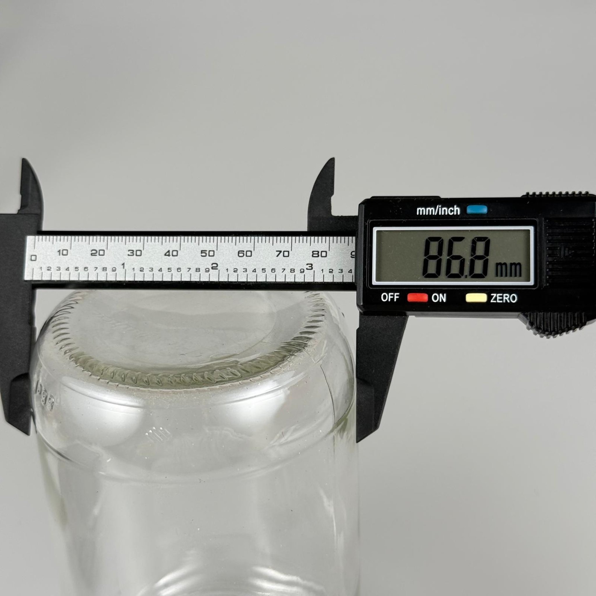 660 CC CAM KAVANOZ - DERİN SİYAH LÜKS METAL KAPAKLI - 660 ML CAM KAVANOZ - PAŞABAHÇE