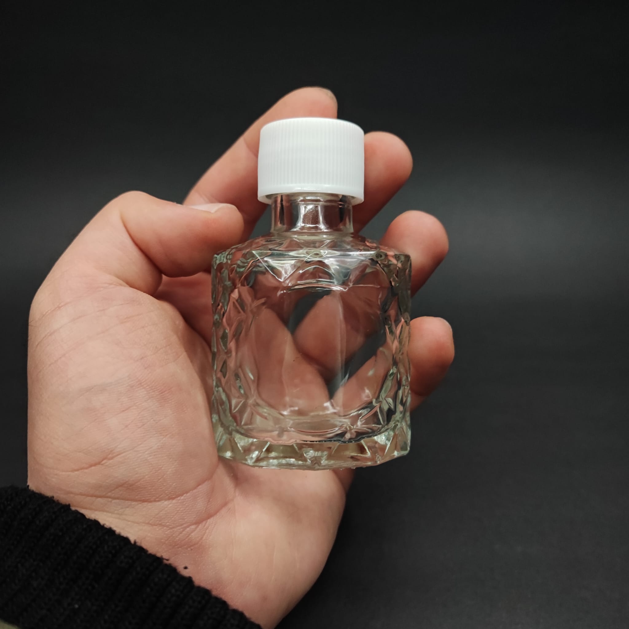 50 CC VELORA CAM ŞİŞE - CONTALI BEYAZ KAPAKLI - 50 ML LÜX CAM ŞİŞE