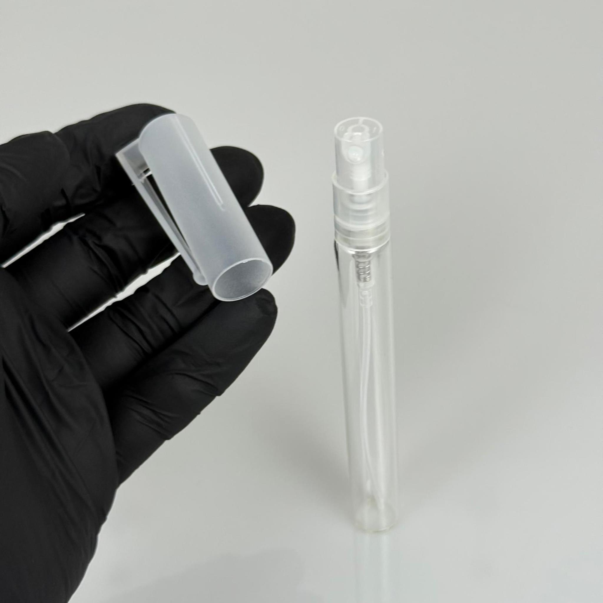 8 CC ŞEFFAF CAM KALEM PARFÜM ŞİŞESİ - SPREYLİ - KAPAKLI - BOŞ PARFÜM ŞİŞESİ (GEÇME AĞIZ)