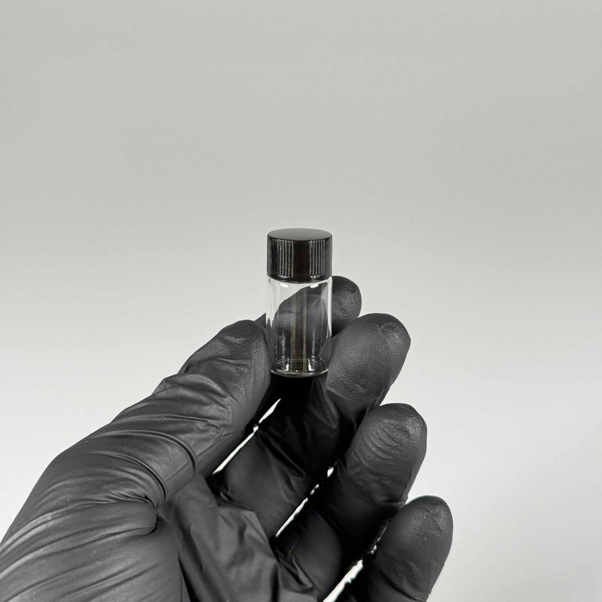 3 CC ŞEFFAF CAM ŞİŞE - SİYAH KAPAKLI - 3 ML KAPAKLI CAM ŞİŞE