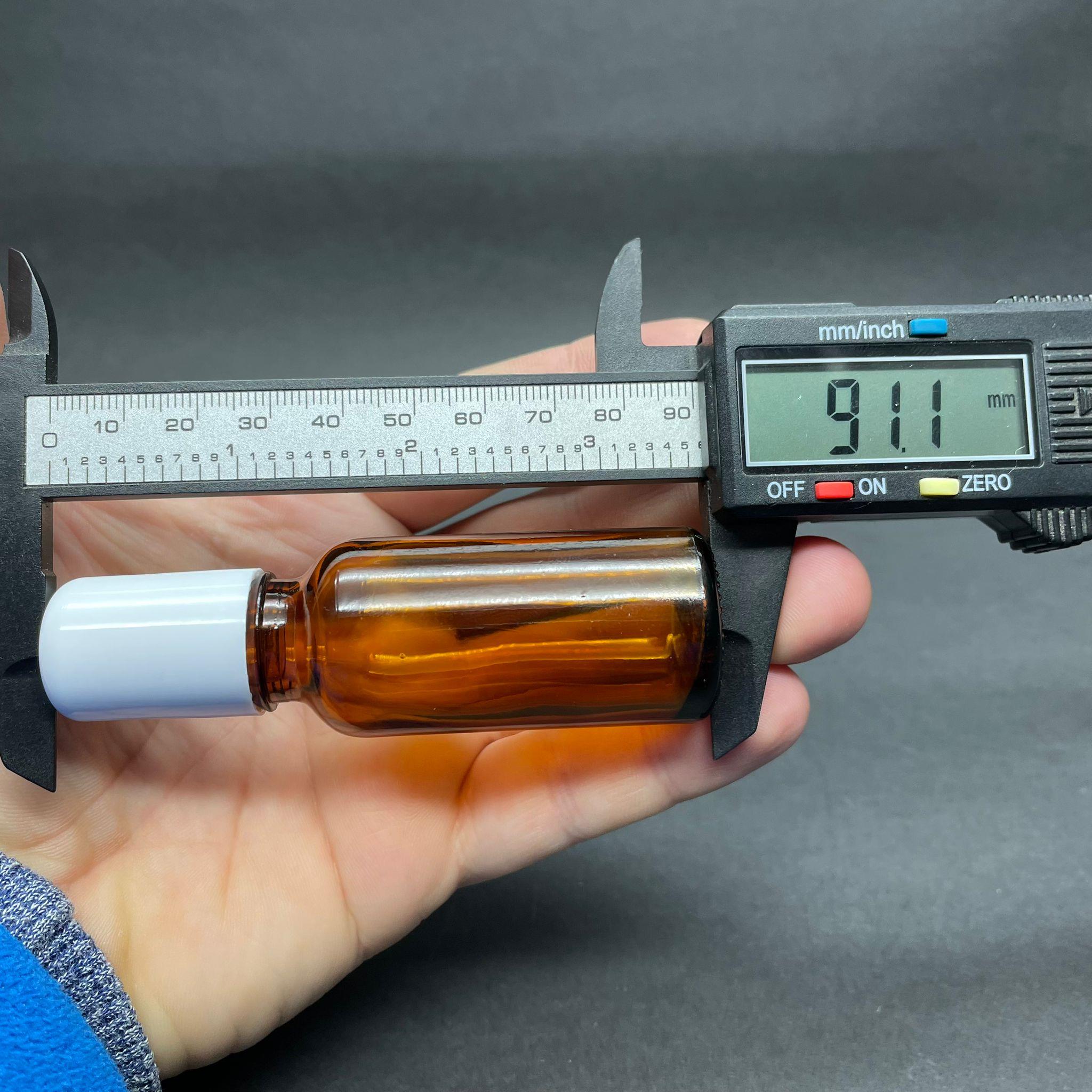20 CC AMBER CAM ROLL-ON ŞİŞESİ - BEYAZ KAPAKLI - 20 ML ÇELİK BİLYELİ ŞİŞE - CAM ROLL ON ŞİŞE - CAM ESANS ŞİŞESİ