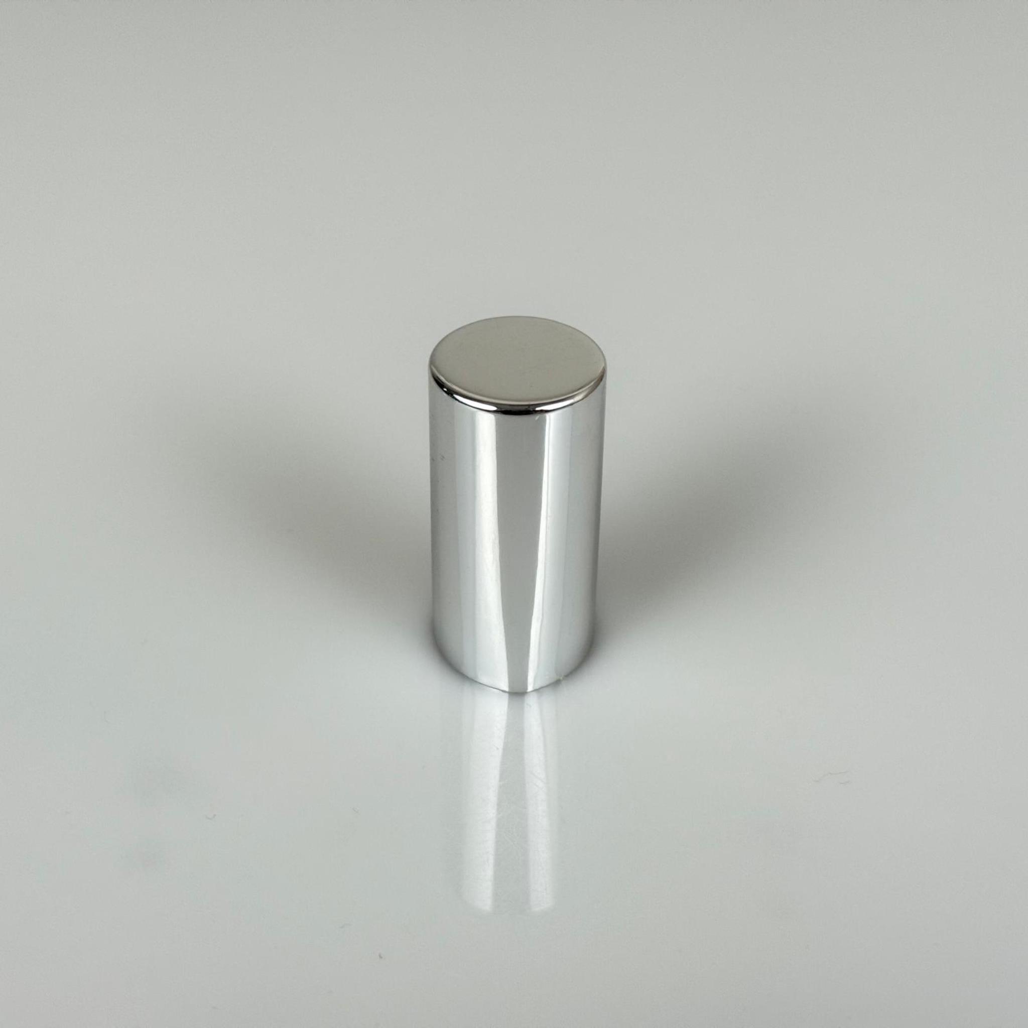 METAL KORUYUCU KAPAK GÜMÜŞ RENK (18 MM DAMLALIK VE SPREY ÜZERİNE)