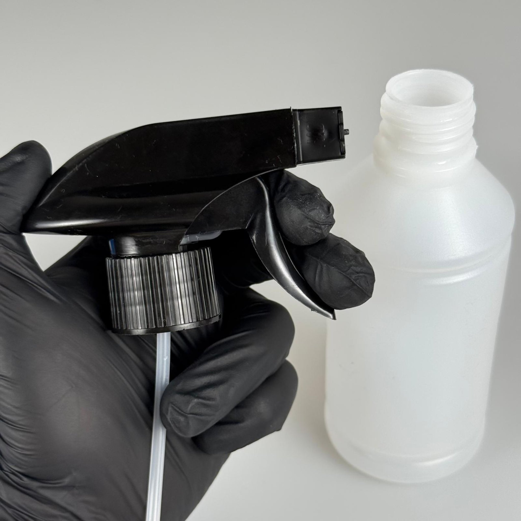 0,25 LT KÖPÜK YAPICI TRİGER SPREYLİ POLİETİLEN ŞİŞE KISA - 250 ML KÖPÜK YAPICI TRİGER TETİK SPREYLİ PLASTİK ŞİŞE