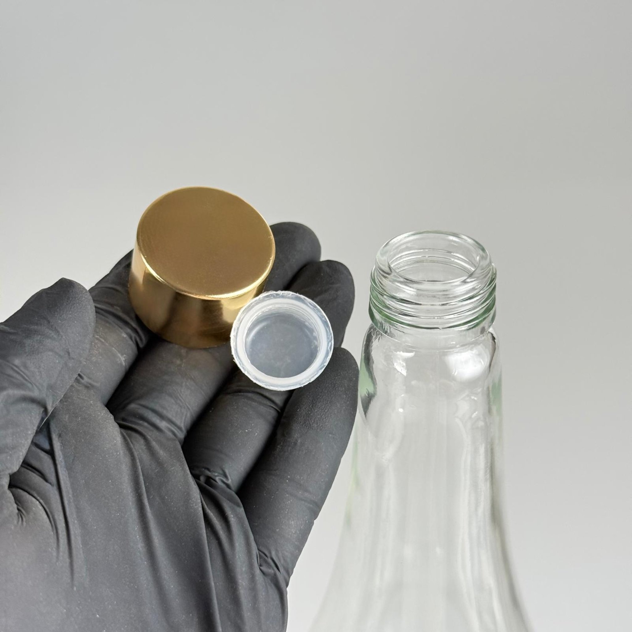 1000 CC ŞEFFAF CAM ŞERBET ŞİŞESİ + ALÜMİNYUM KAPLAMALI GOLD KAPAKLI + KÖR TIPALI TAKIM - 1000 ML CAM ŞİŞE