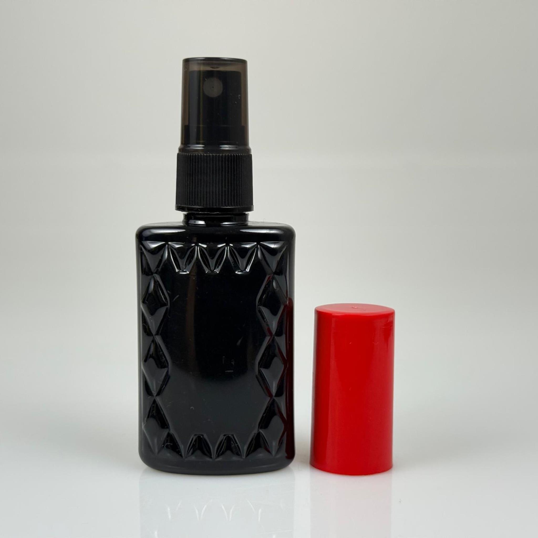 50 CC SİYAH PET KÖŞELİ PARFÜM ŞİŞESİ - SİYAH SPREYLİ - KIRMIZI KORUMA KAPAKLI - 50 ML PLASTİK PARFÜM - KOLONYA ŞİŞESİ