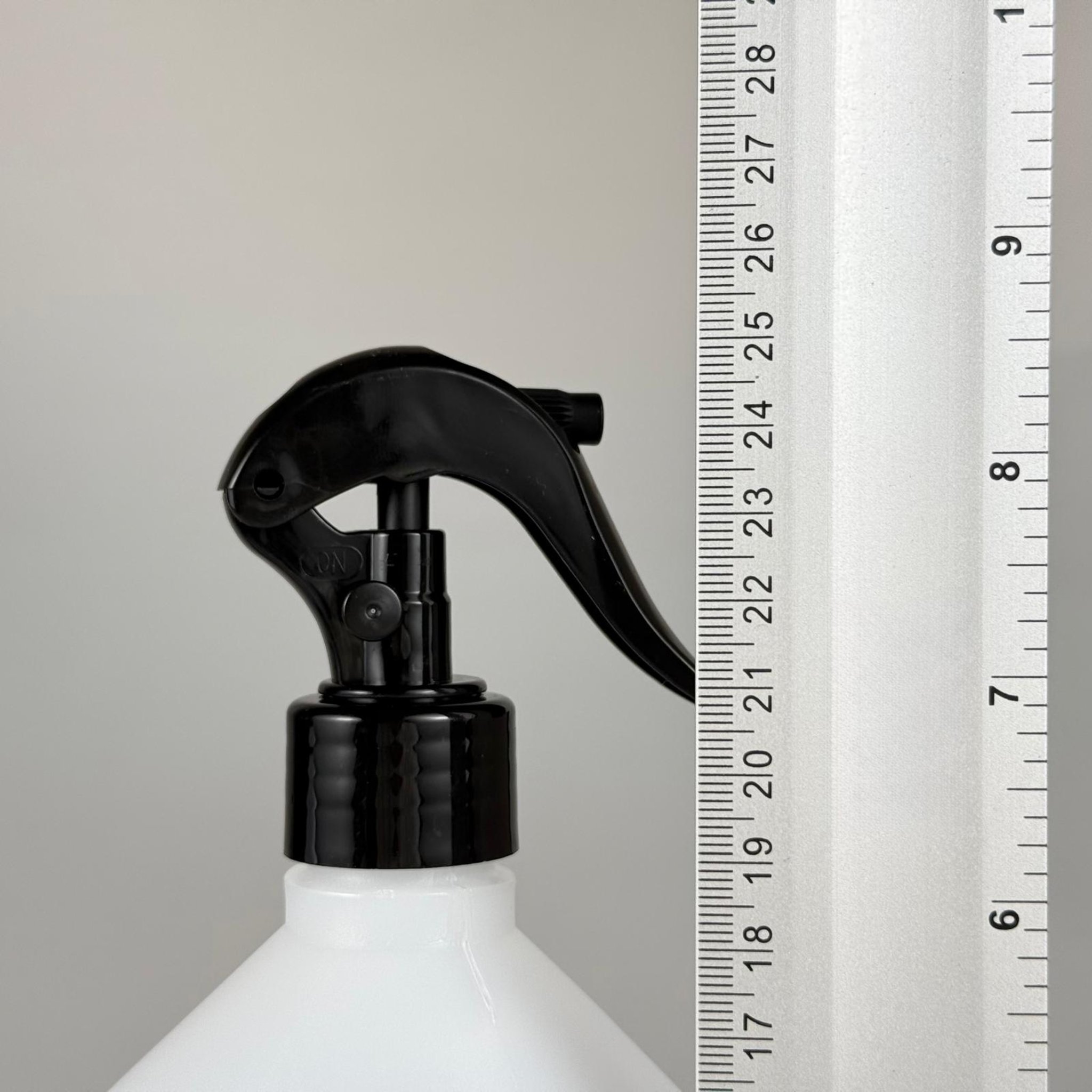 1000 CC TİNER ŞİŞESİ - SİYAH TRİGER TETİK SPREYLİ (DUMAN PÜSKÜRTÜR) - 1000 ML KİMYASALA DAYANIKLI PLASTİK ŞİŞE - 1 LT POLİETİLEN ŞİŞE