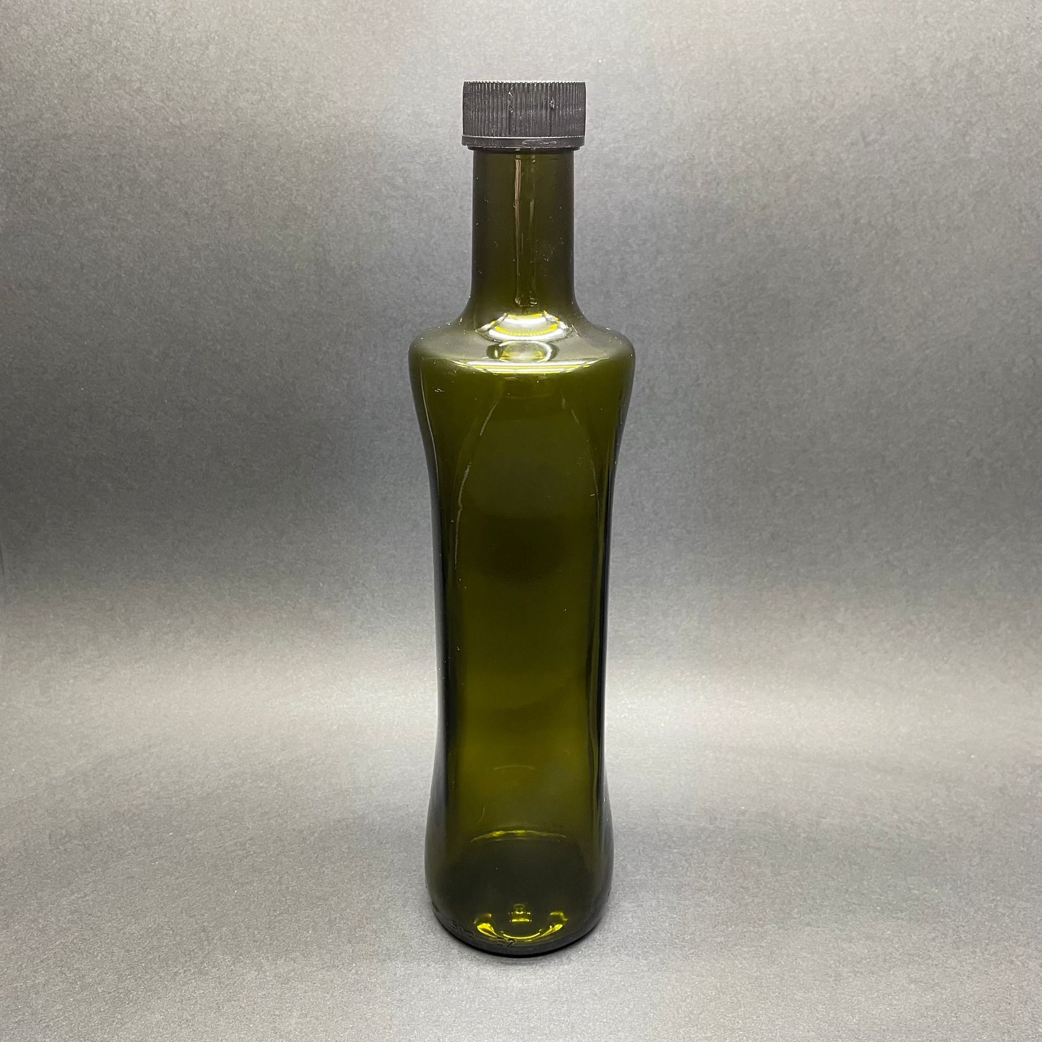 500 CC YEŞİL GEOLİVE CAM ŞİŞE - SİYAH KAPAKLI - 500 ML OVAL ŞİŞE - GEOLİVE ŞİŞE 500 ML - zeytinyağı için renkli cam şişeleri - Şişecam Stok Kodu: 127050