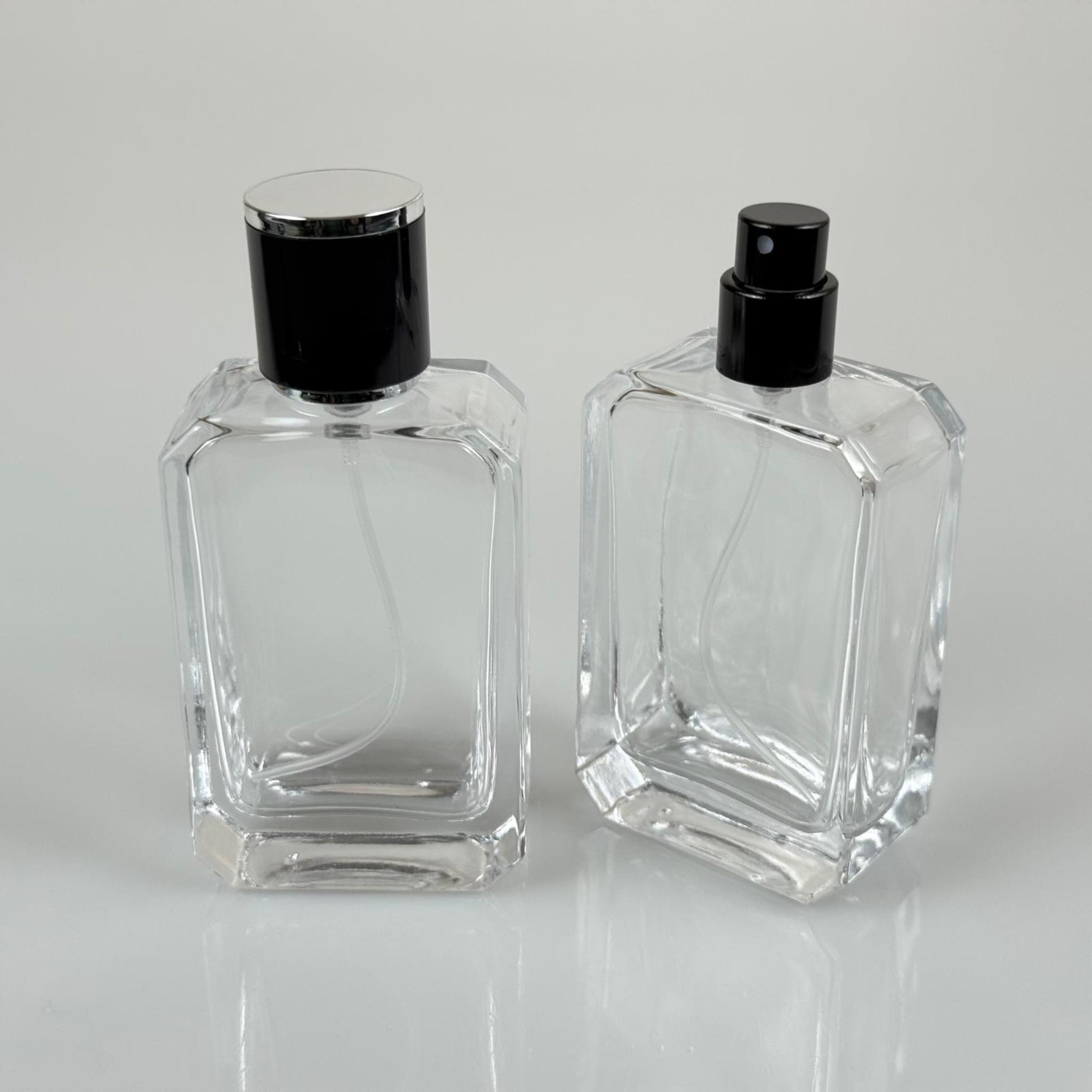 50 ML KÖŞELİ MODEL ANGEL PARFÜM ŞİŞESİ - SİYAH METAL SPREYLİ + GÜMÜŞ SİYAH KAPAKLI (AĞIZ 15 MM GEÇME KOLAY KAPAMA)