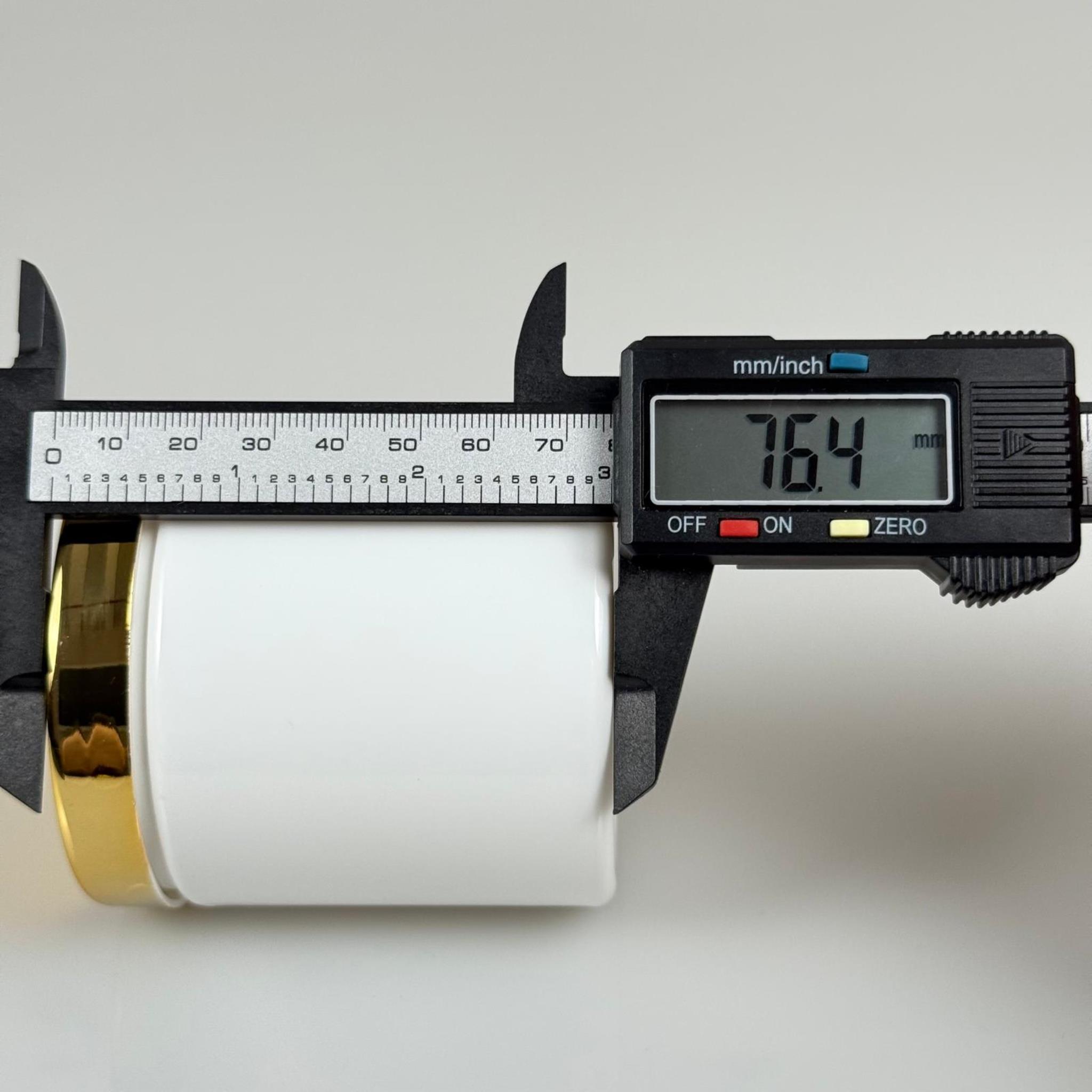 250 CC BEYAZ SERT PLASTİK KAVANOZ - GOLD KAPLAMALI PLASTİK KAPAKLI - 250 ML PLASTİK KAPAKLI PLASTİK KAVANOZ - KOZMETİK KAVANOZ, GIDA KAVANOZU VE KREM KAVANOZU OLARAK KULLANABİLİRSİNİZ