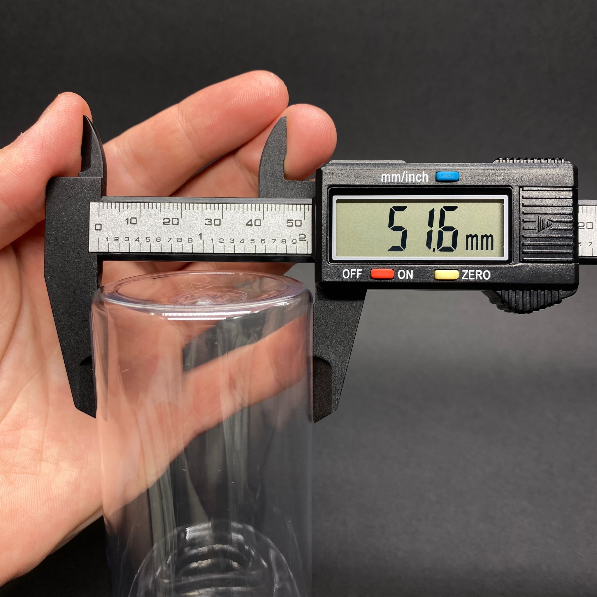 200 CC SİLİNDİR KESKİN KÜT MODEL SERT (25 GR) PET ŞİŞE - KRİSTAL KAPAKLI KOLONYA TIPALI  - AĞIZ ÇAPI 24 MM - ŞEFFAF