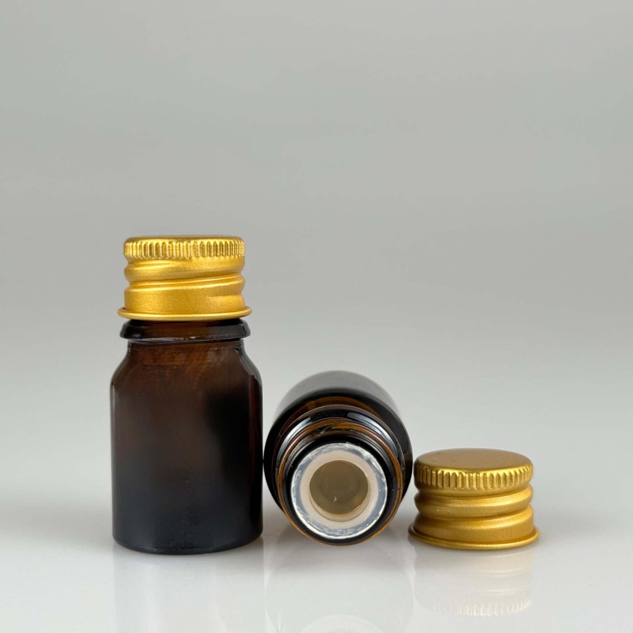3 CC AMBER CAM ŞİŞE + KÖPÜK CONTALI GOLD ALÜMİNYUM METAL KAPAKLI + KÖR TIPALI TAKIM - 3 ML KAHVERENGİ CAM ŞİŞE