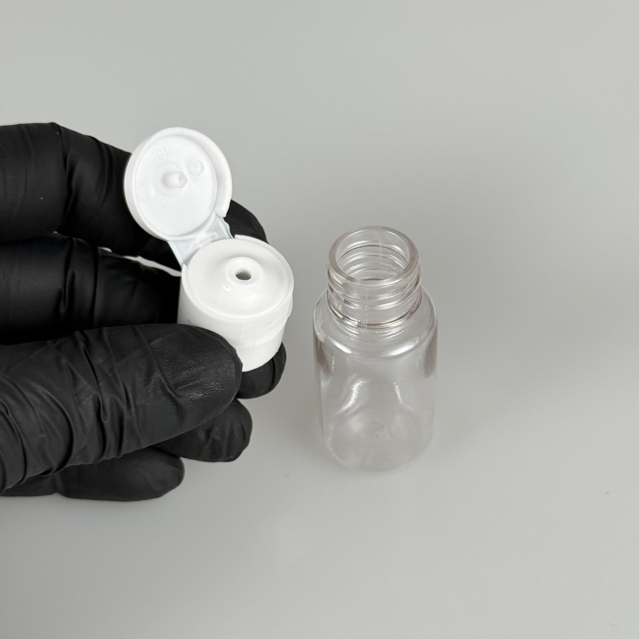 10 ML AÇILIR KAPAKLI PET ŞİŞE - 10 CC ŞEFFAF ŞİŞE + BEYAZ FLİPTOP KAPAKLI TAKIM