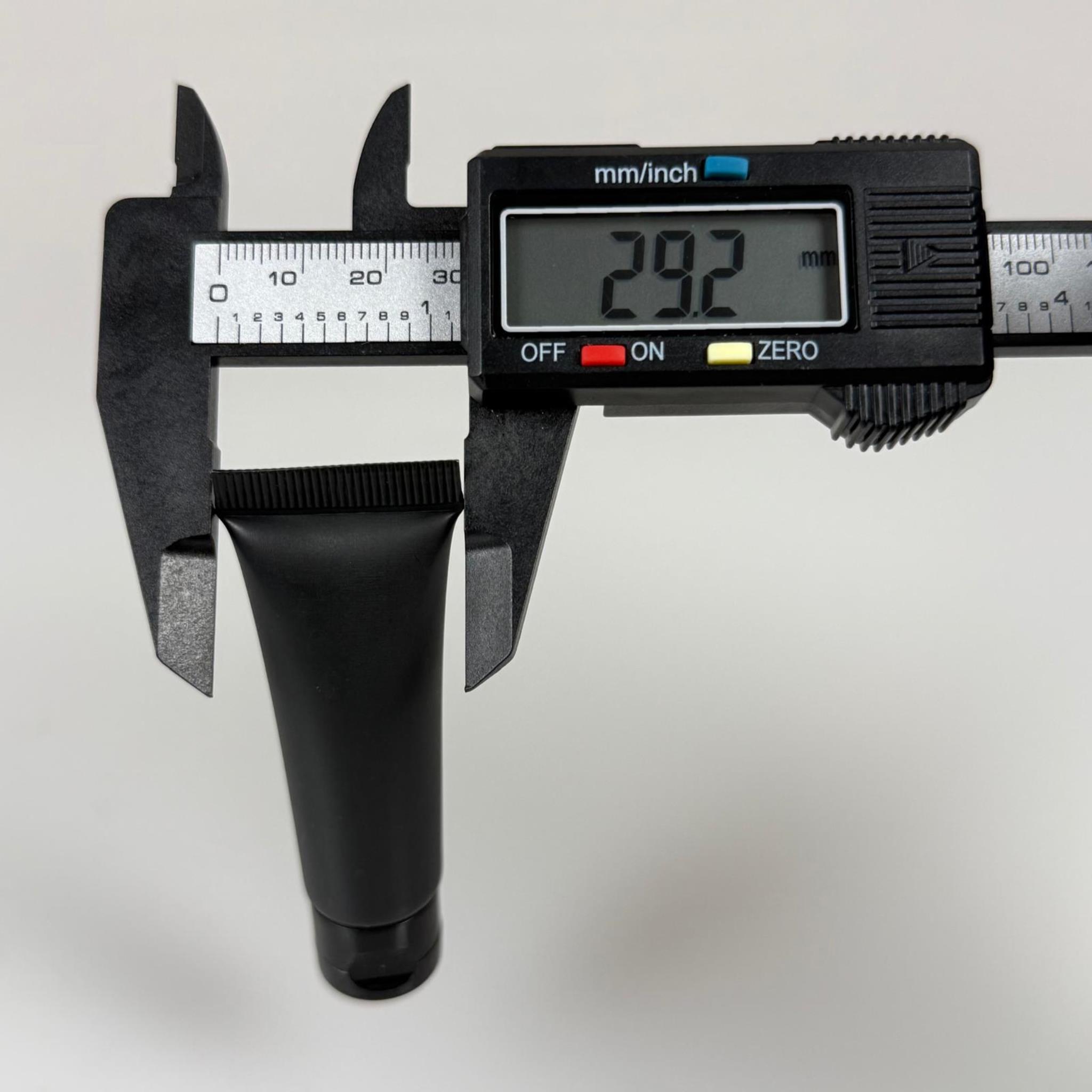 KOZMETİK İÇİN SİYAH BOŞ KREM TÜPÜ FLİPTOP KAPAKLI - 10 ML - MERHEM TÜPÜ - PLASTİK MANÜEL DOLDURULABİLİR BOŞ TÜP - LİPGLOSS TÜP - DUDAK PARLATICISI TÜPÜ - BAL DOLUMU İÇİN PLASTİK TÜP