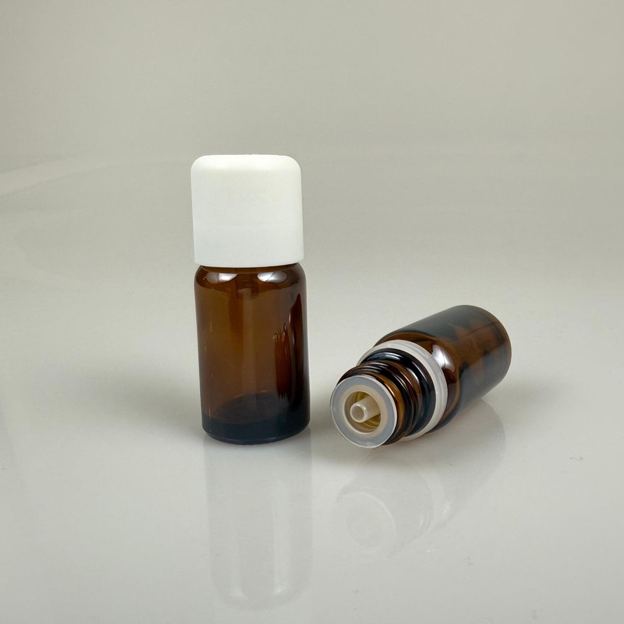 10 CC AMBER CAM ŞİŞE + İÇTEN DAMLALIKLI ÇOCUK KİLİTLİ BEYAZ KAPAK - KAHVERENGİ 10 ML KİLİT KAPAKLI DAMLATMALI ŞİŞE