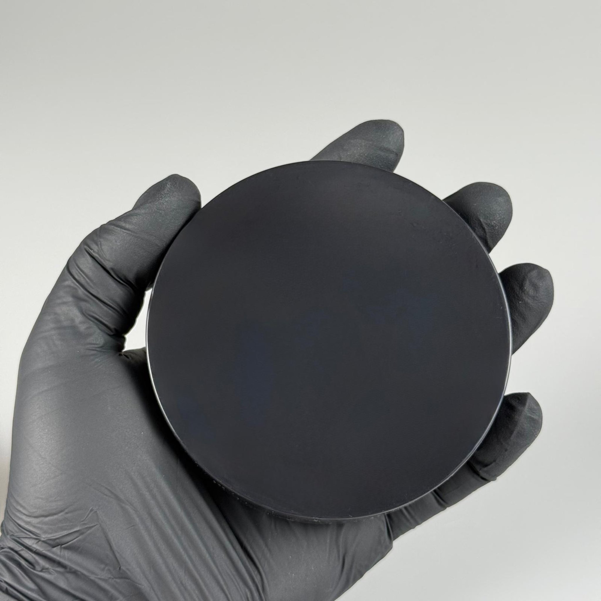 89 MM VİDALI PLASTİK SİYAH KAPAK