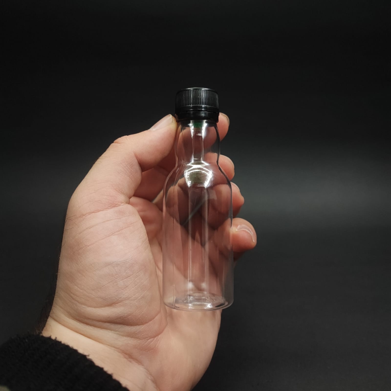 40 CC PET SHOT ŞİŞESİ  - KİLİTLİ SİYAH KAPAKLI KOLAJEN ŞİŞESİ - 40 ML BOĞAZLI PLASTİK ŞİŞE - ŞEFFAF (KİLİTLİ KAPAK SERTÇE BASTIRARAK KAPANIR)