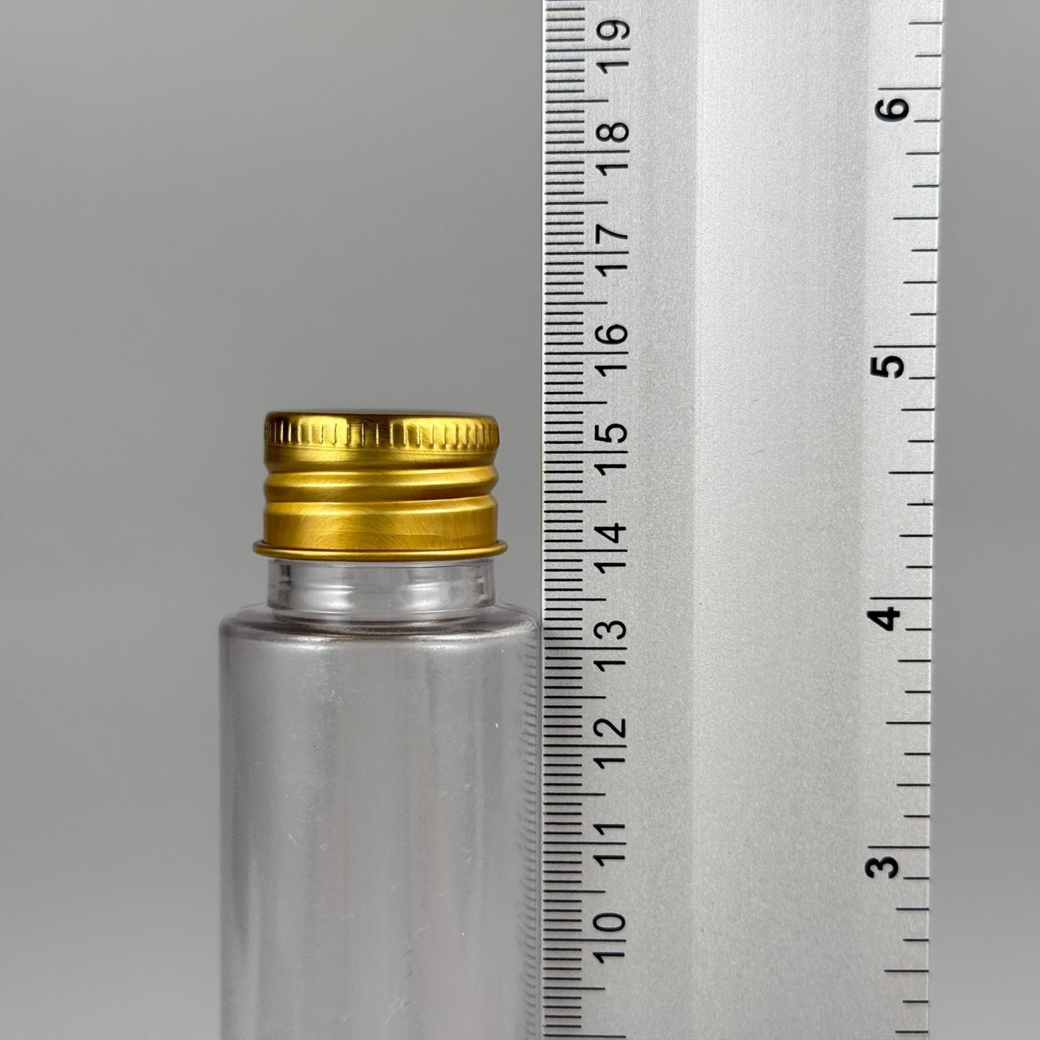 100 CC UZUN SİLİNDİR BUĞULU PET ŞİŞE ( 24 GR - 24 AĞIZ ) + KÖPÜK CONTALI GOLD METAL ALÜMİNYUM KAPAK + KOLONYA TIPALI TAKIM - 100 ML BİBERİYE SUYU, LAVANTA YAĞI, SAÇ SERUM, TONİK VB İÇİN PLASTİK KOZMETİK AMBALAJLARI