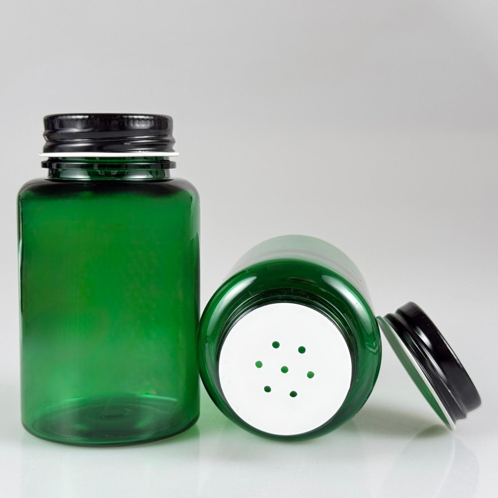 150 CC YEŞİL PET PUDRA ŞİŞESİ + KÖPÜK CONTALI SİYAH METAL KAPAKLI + PUDRA TIPALI TAKIM - 150 ML PUDRA KUTUSU, EKO TUZLUK