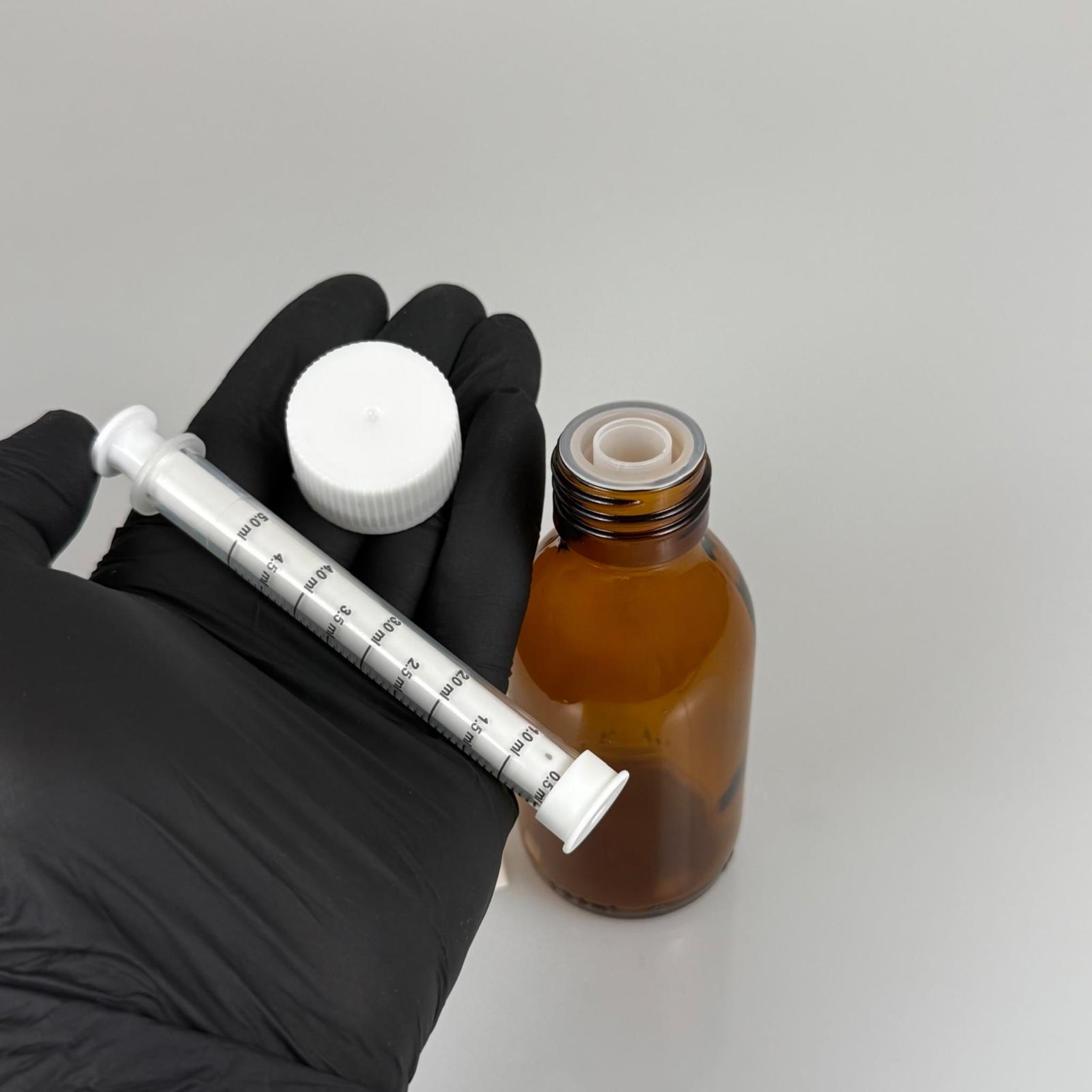 100 ML CAM ECZA ŞİŞESİ + 5 ML DOZAJ PİPETİ + DOZAJ TIPASI + CONTALI PLASTİK KAPAK TAKIM