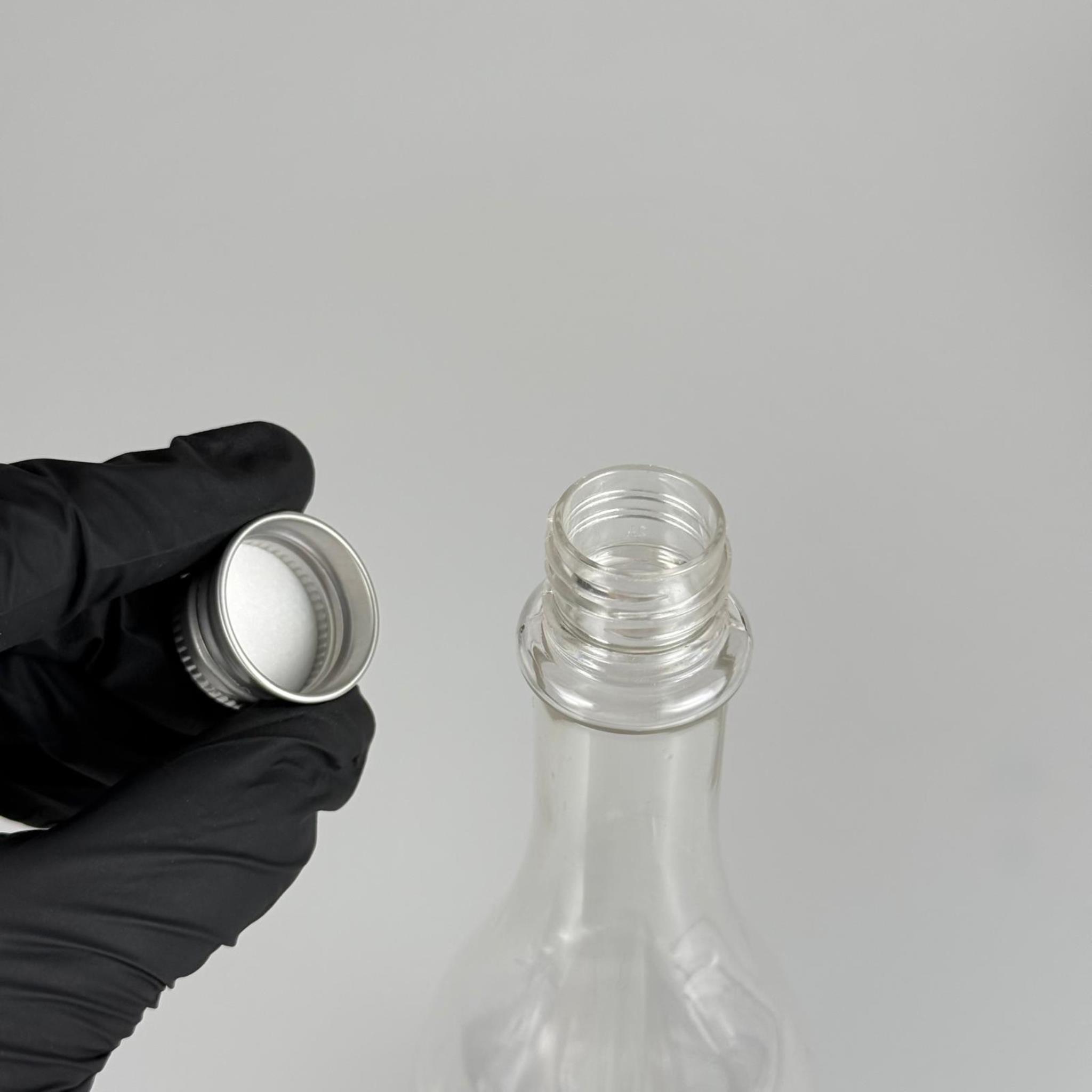 400 CC ŞEFFAF ELİT MODEL PET ŞİŞE (24 AĞIZ) + KÖPÜK CONTALI GÜMÜŞ METAL ALÜMİNYUM KAPAK - 400 ML PALSTİK ŞİŞE