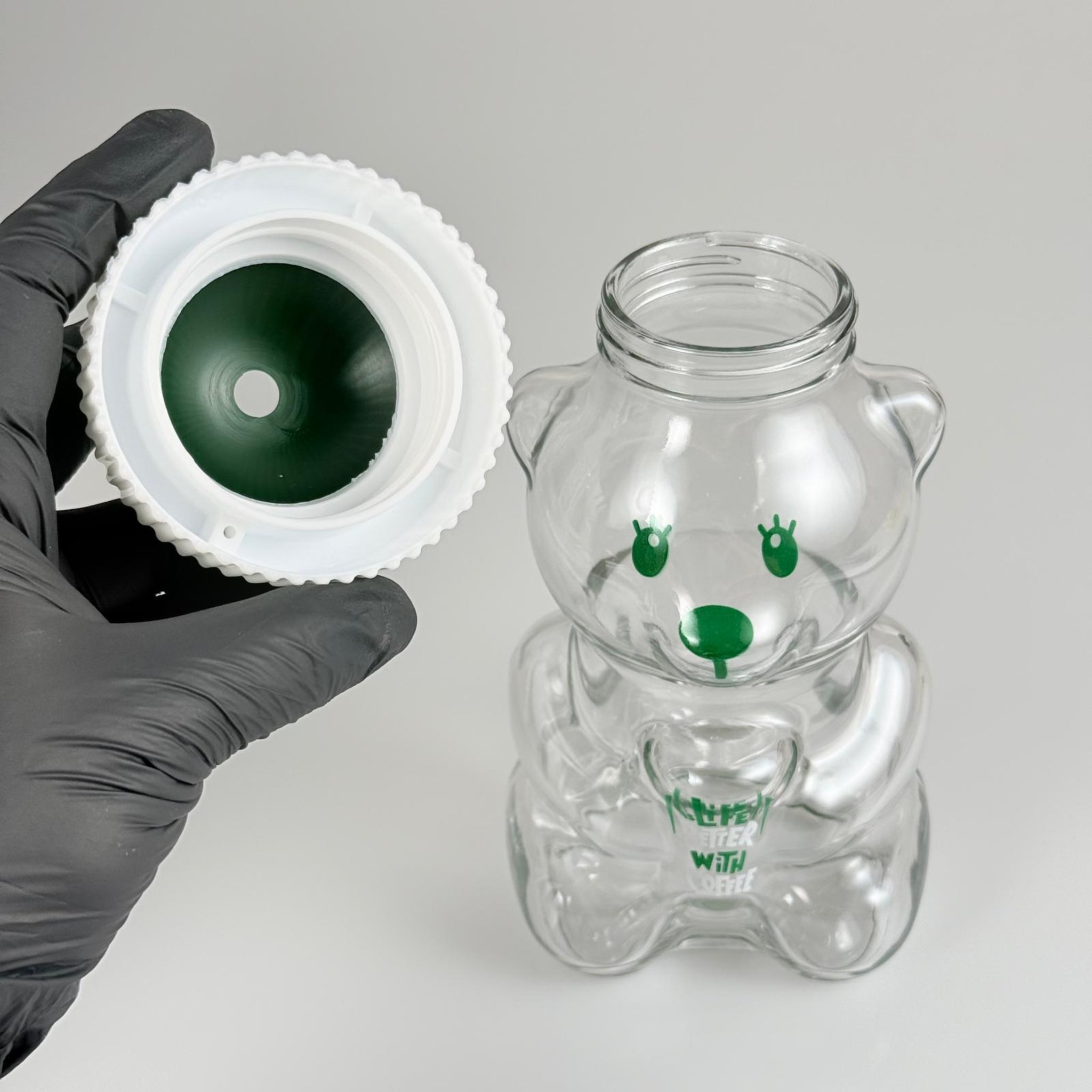 500 CC PİPETLİ CAM AYICIK BARDAK - YEŞİL KAPAKLI + FIRÇALI PASLANMAZ ÇELİK GOLD PİPETLİ TAKIM - 500 ML AYICIK FİGÜRLÜ PİPETLİ CAM SU , SOĞUK KAHVE ,  MEYVE SUYU ,  MEŞRUBAT BARDAĞI VB - HEDİYELİK BARDAK